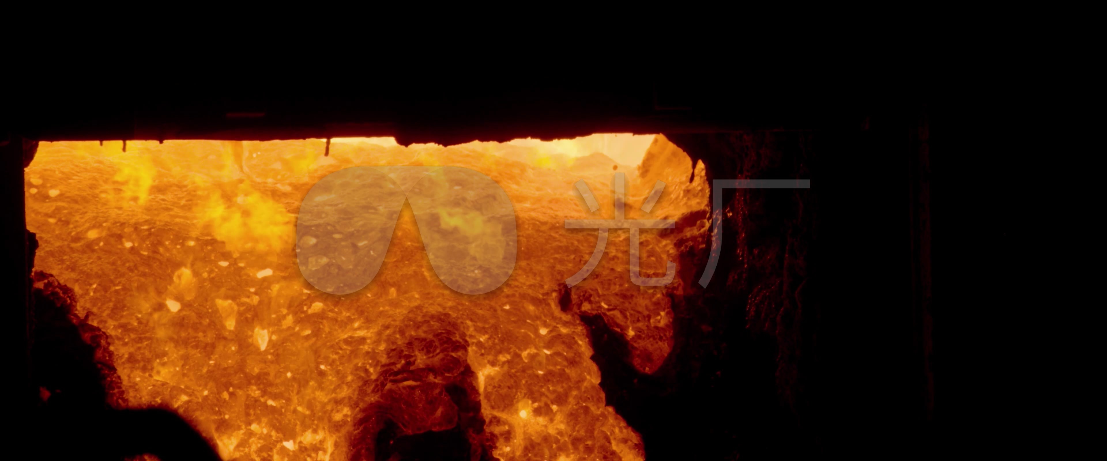 钢铁生产钢铁厂钢条钢铁熔炼钢材4k_3840x1600_高清视频素材下载(编号