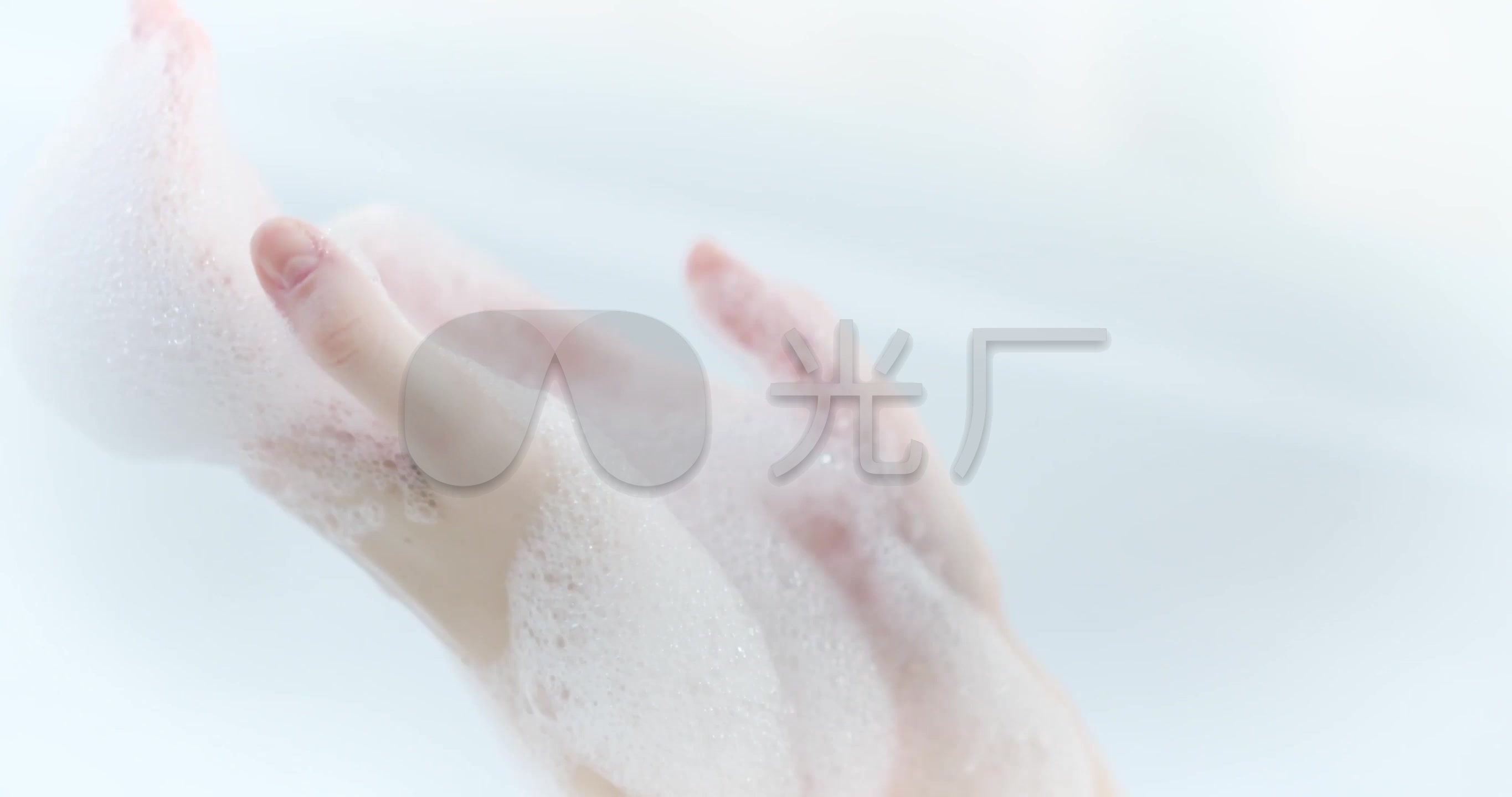 玫瑰脚丫实拍编号视频花光外国洗澡_2730X1440_美女高清素材下载(走路:2907970)_沐浴视频明星美女非图片