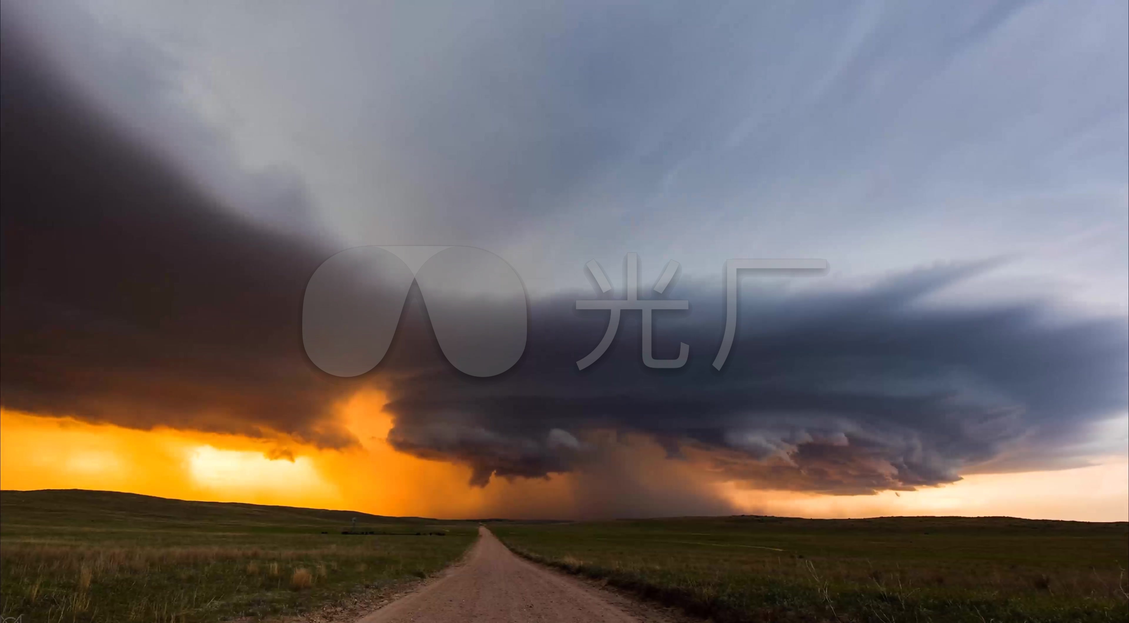 4k云层暴雨闪电沙尘暴_3840x2118_高清视频素材下载
