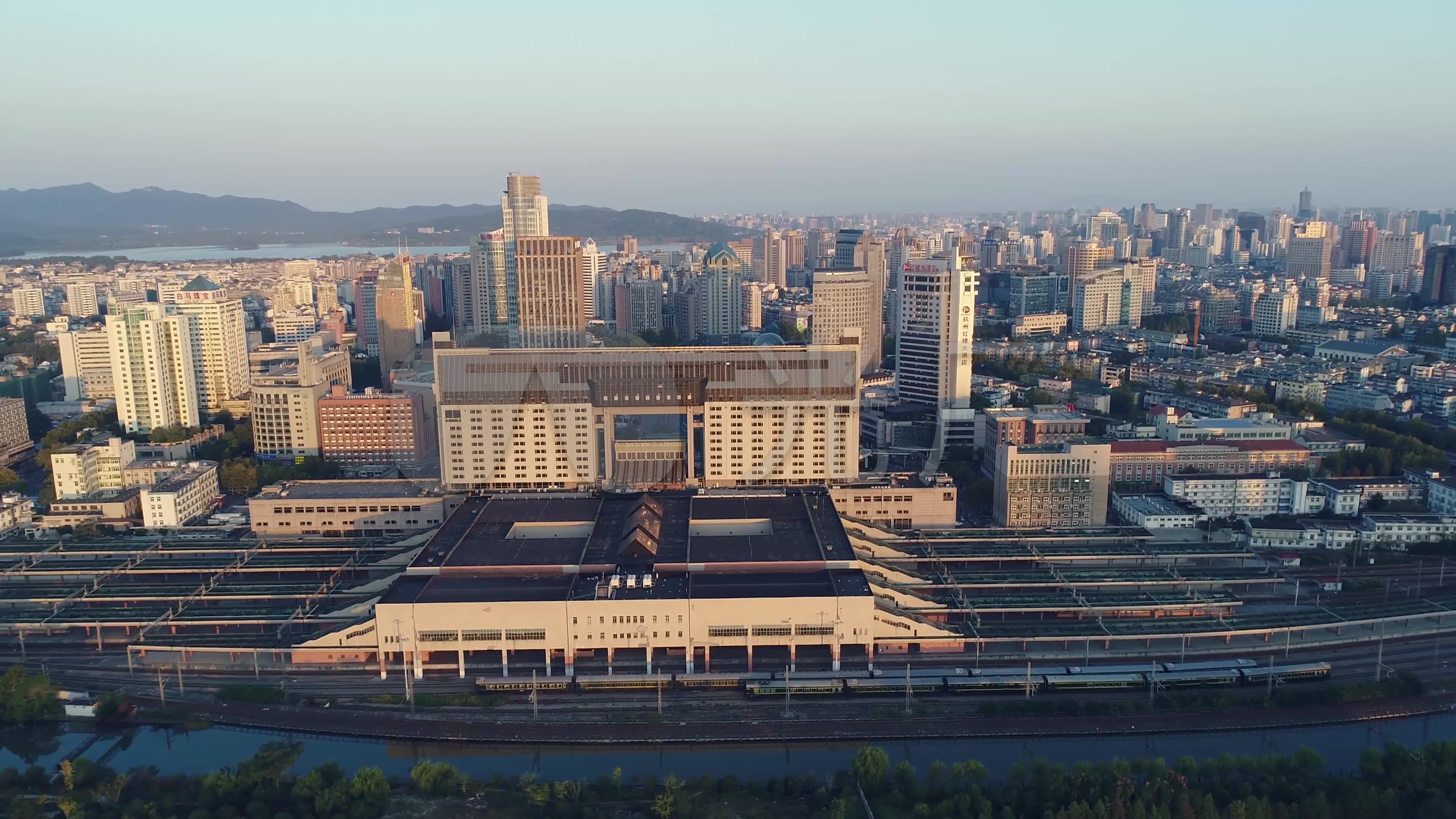 航拍杭州城站火车站_3840x2160_高清视频素材下载(:)