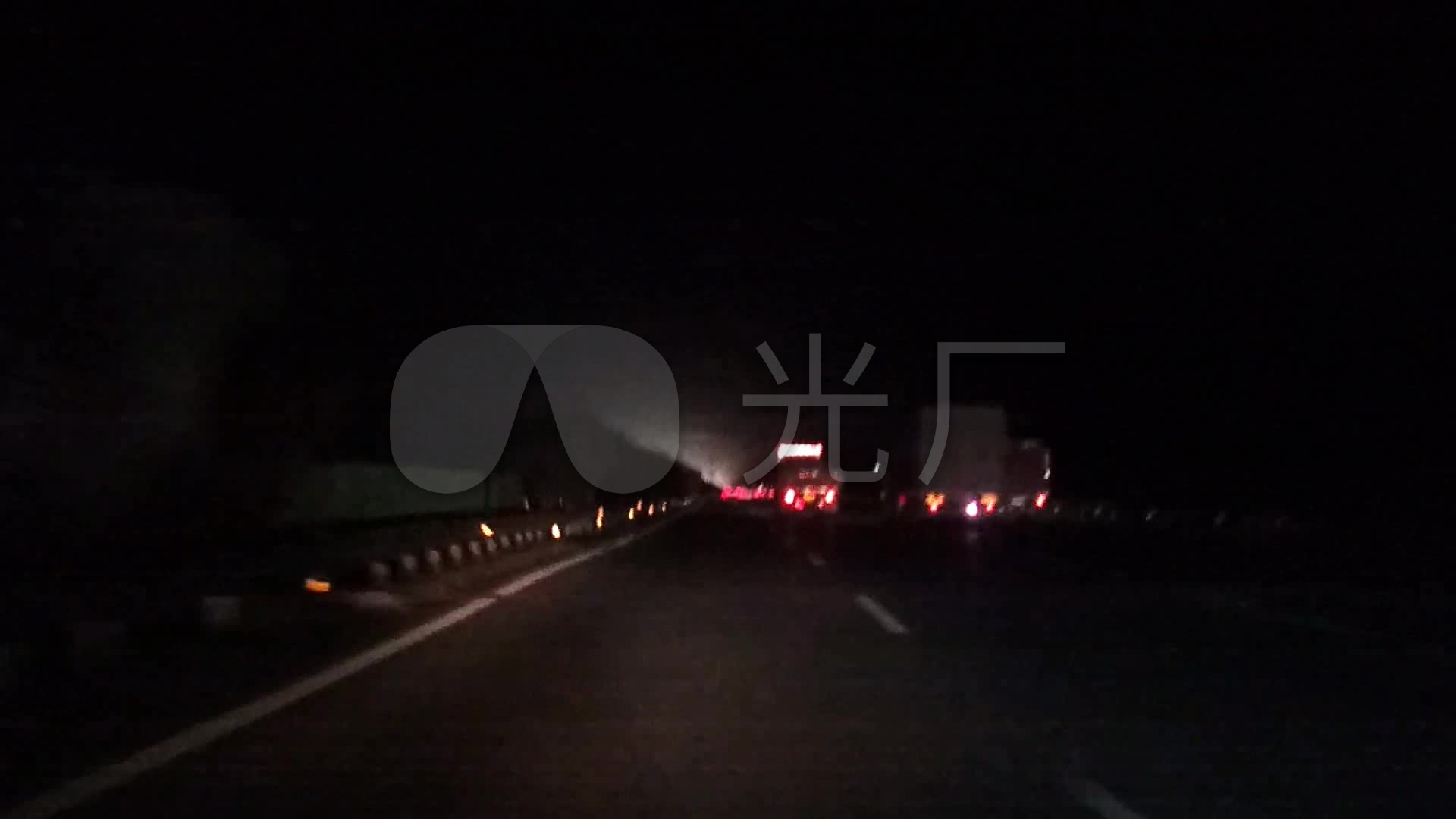 原创实拍夜晚高速公路行车