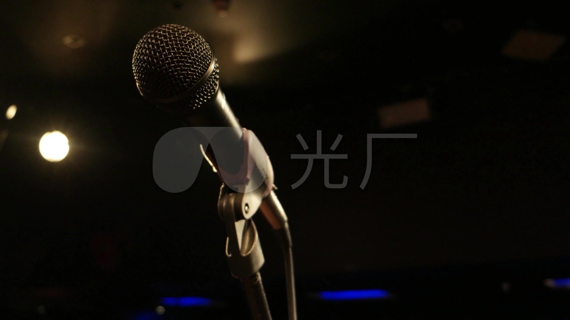 唯美黑胶唱片话筒调音台