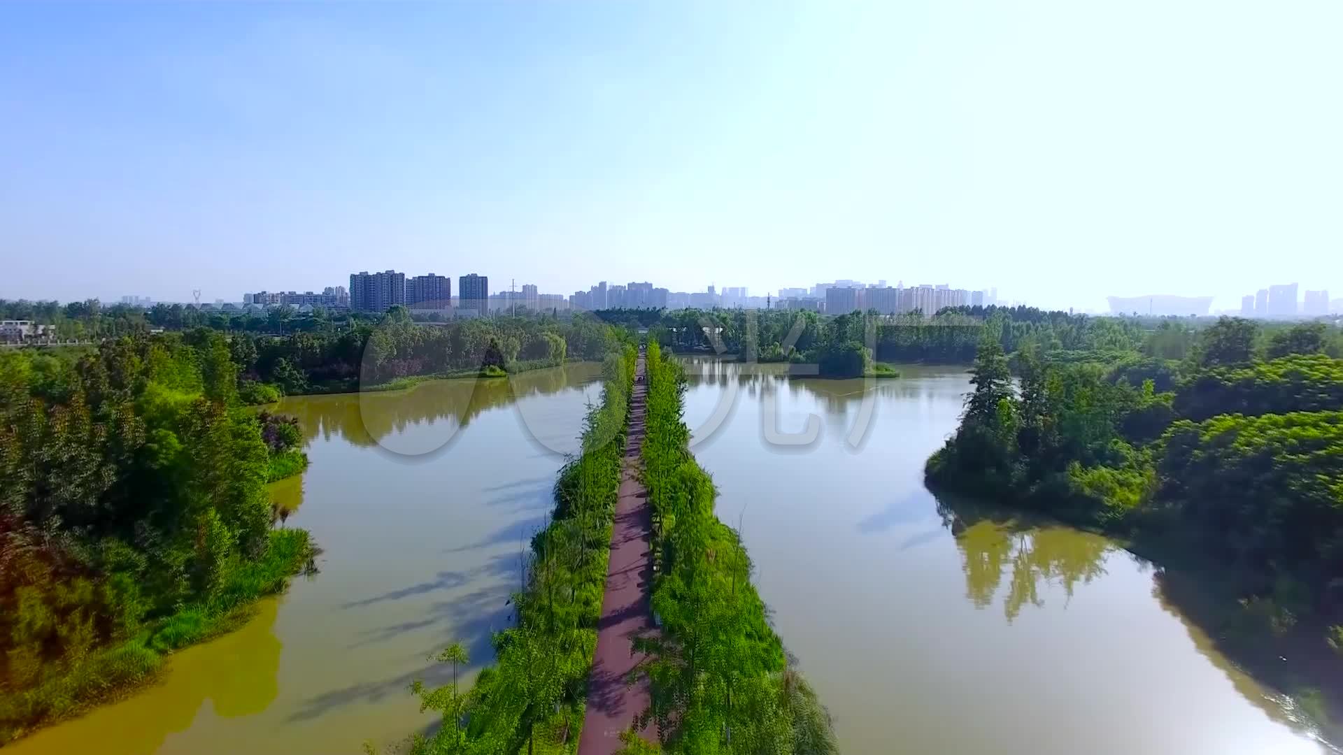 成都白鹭湾湿地公园及周边道路航拍