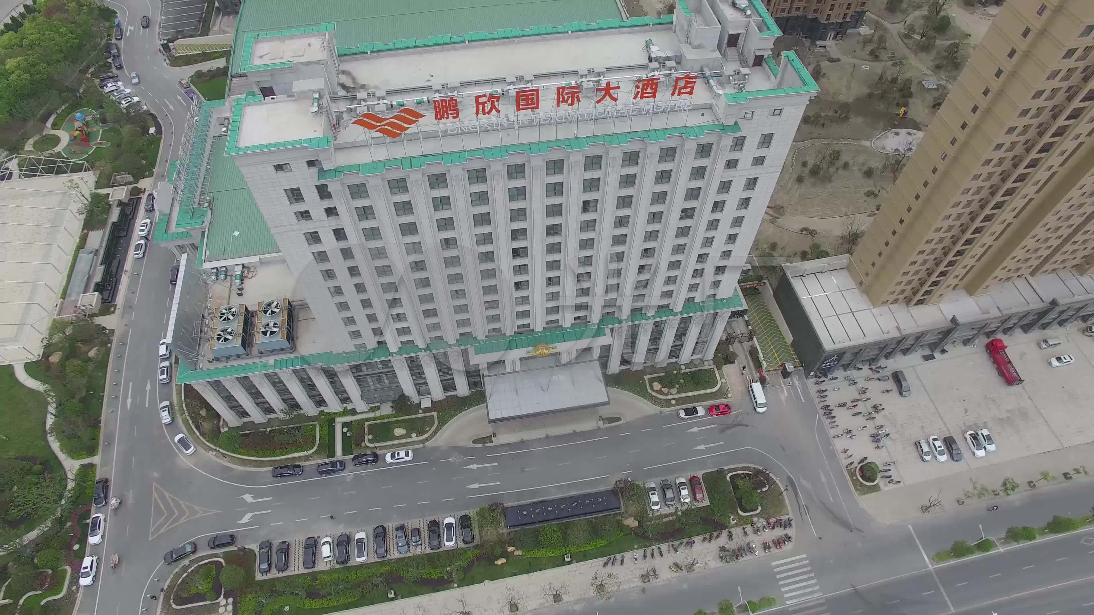 泰州鹏欣国际大酒店航拍_3840x2160_高清视频素材下载
