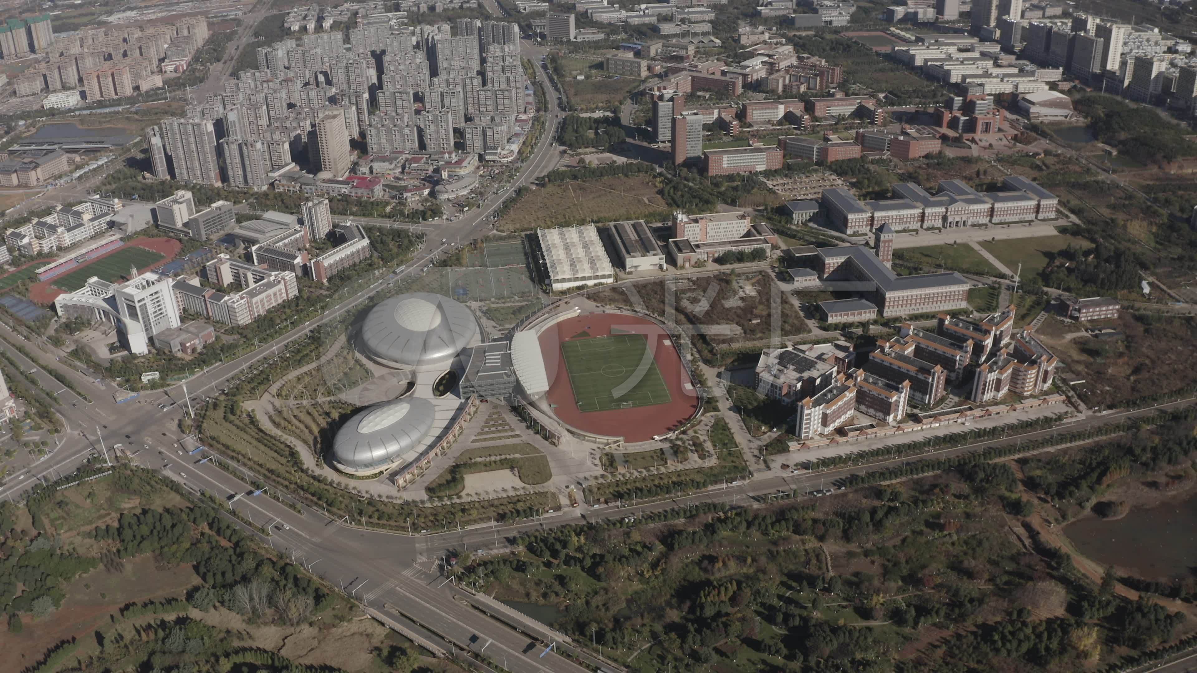 4k-log昆明理工大学体育场大景_3840x2160_高清视频