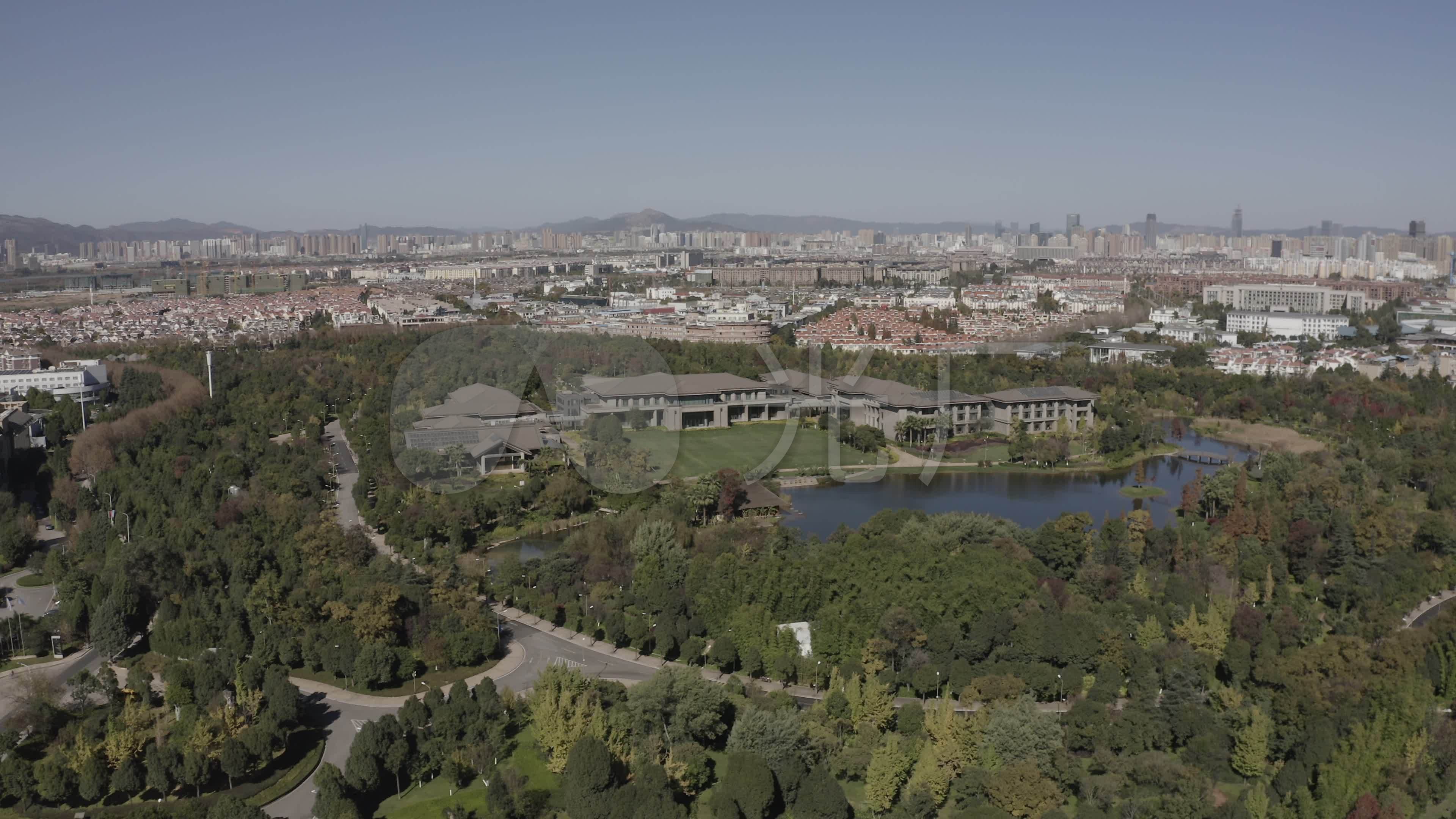 4k-log云南昆明滇池海埂花园航拍_3840x2160_高清视频素材下载(编号