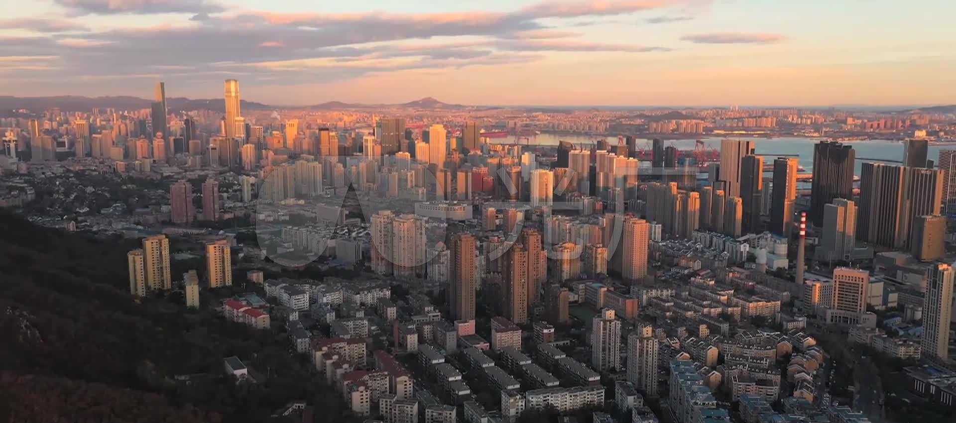 航拍大连城市清晨风光视频素材
