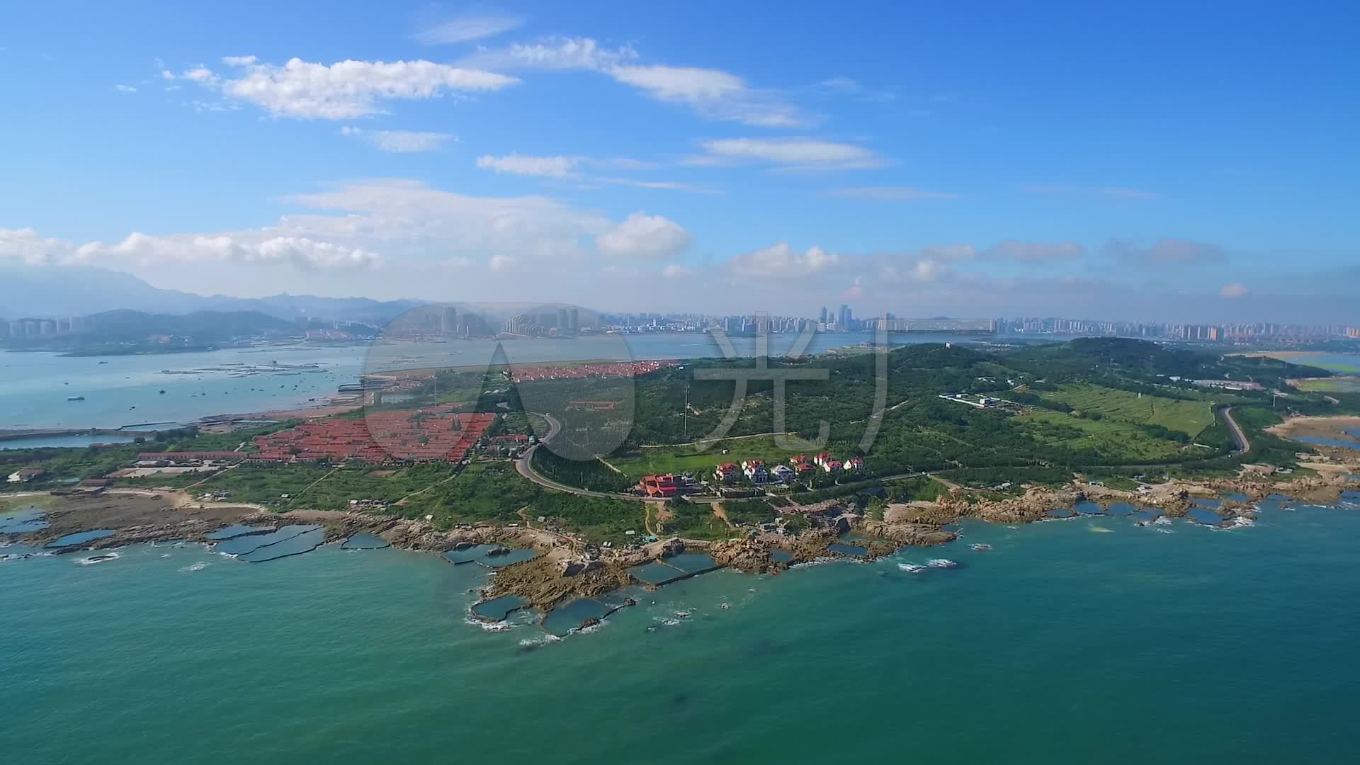 青岛西海岸鹿角湾南岛大景航拍_1920x1080_高清视频素材下载(编号