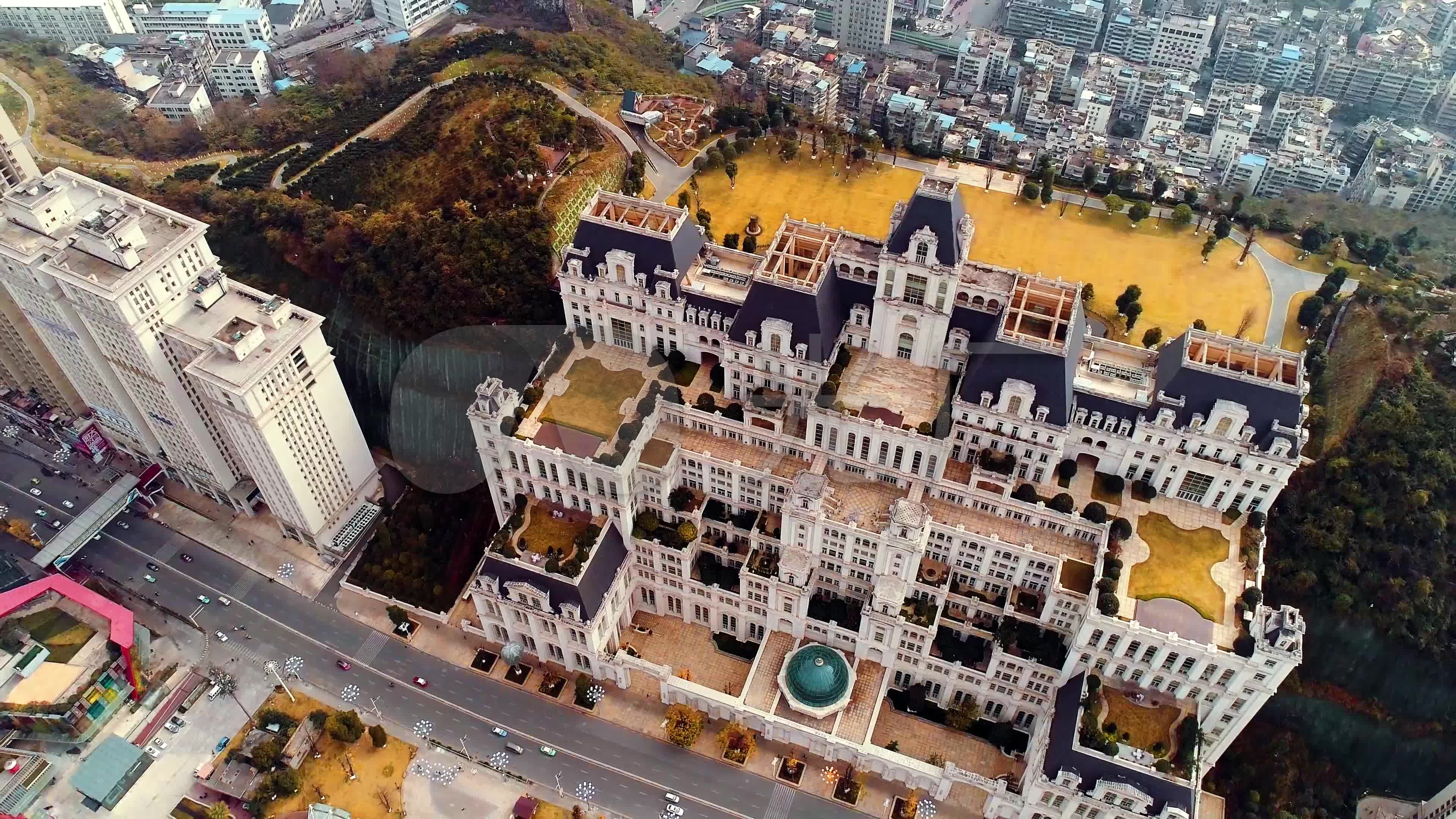 4k航拍贵阳花果园白宫建筑_3840x2160_高清视频素材