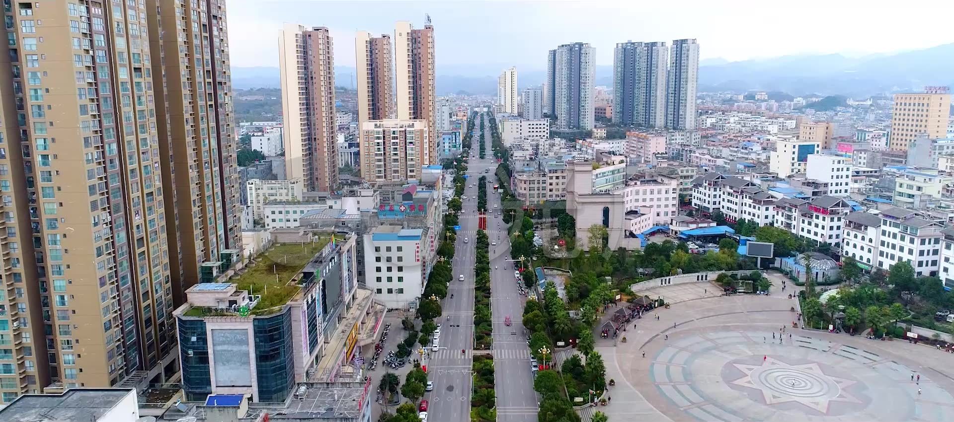 贵州兴仁市城市风光延时摄影_1920x850_高清视频素材
