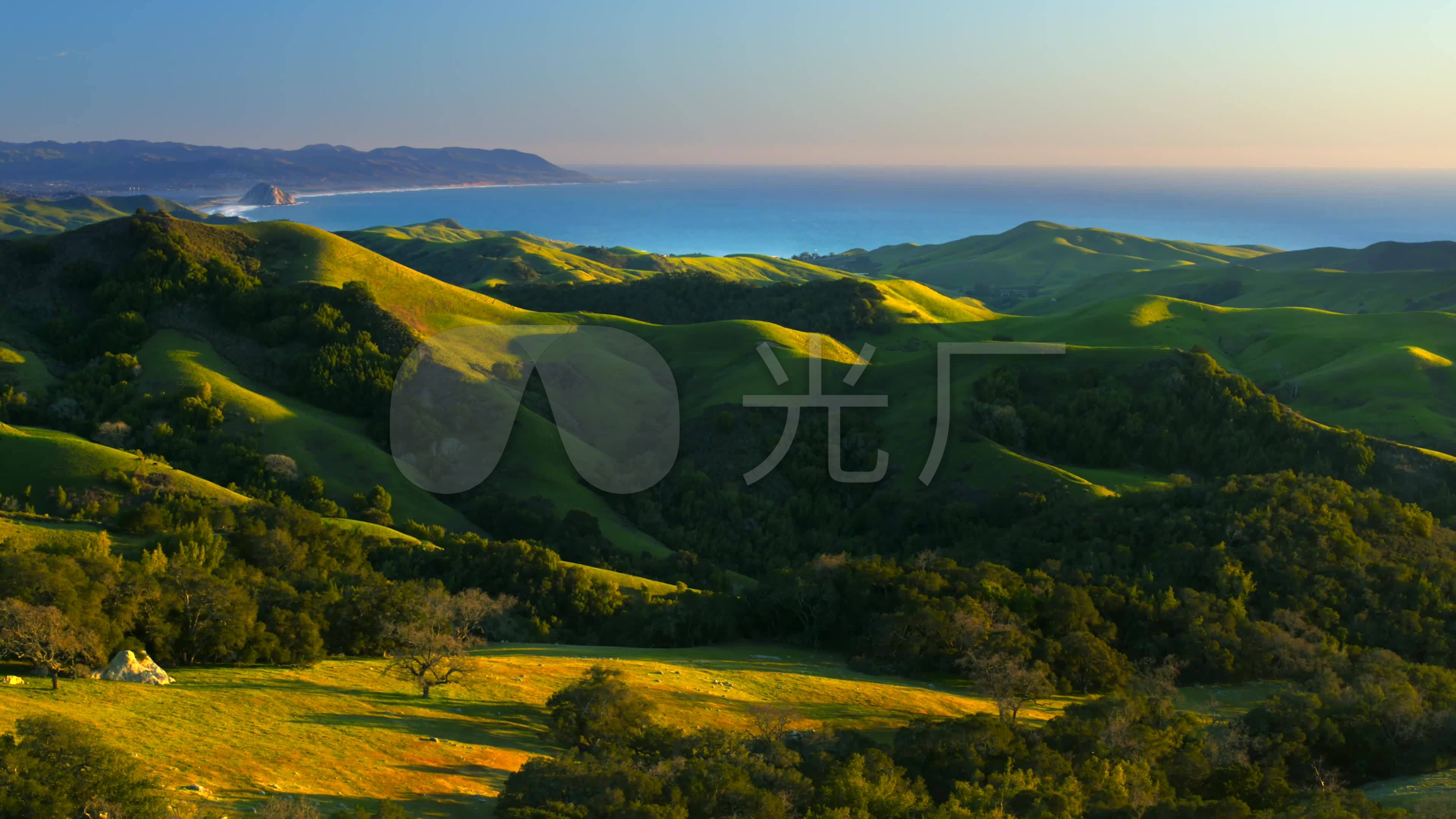 郊外唯美风景丘陵航拍4k_3840x2160_高清视频素材下载(编号:3307921)