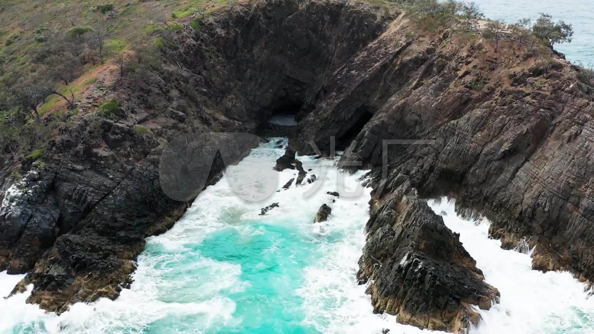 航拍澳大利亚昆士兰山脉海岸港湾自然风景