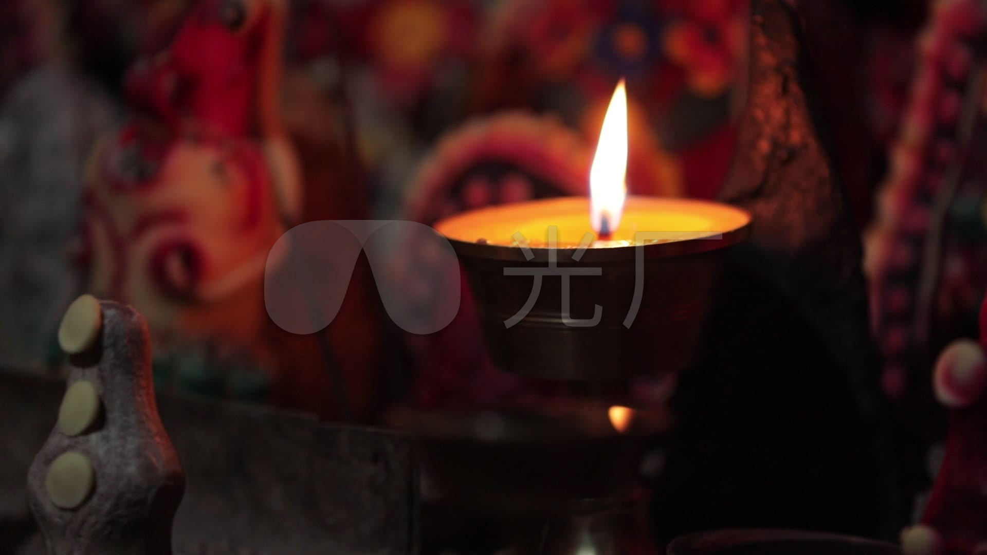 青海玉树 庙堂 寺院 酥油灯
