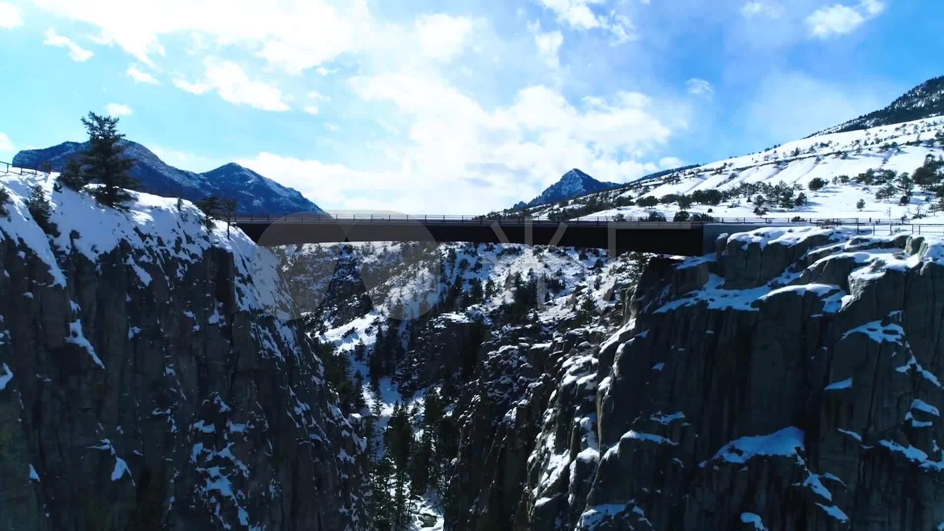 航拍山脉高原冰雪风光