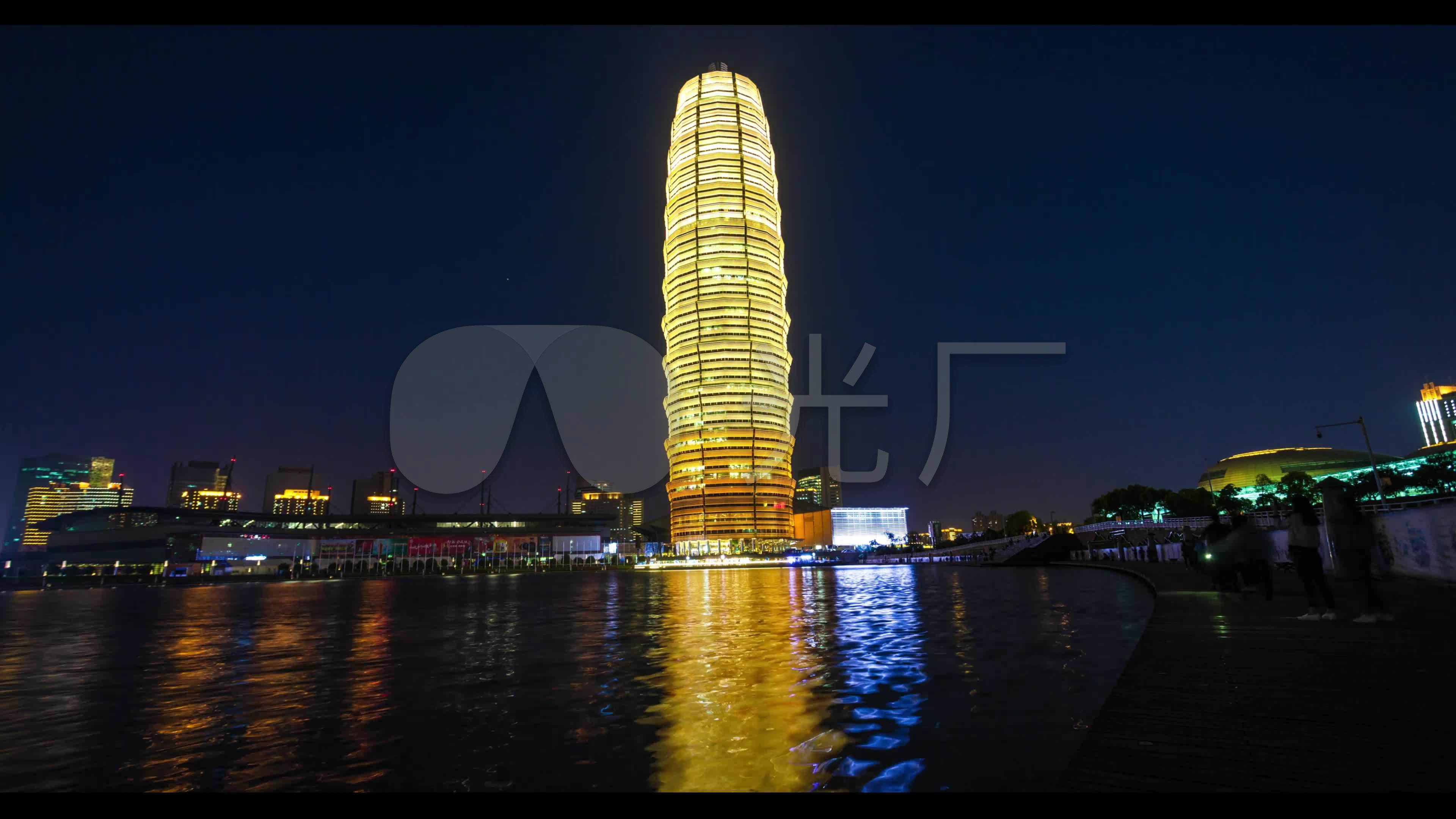 郑州cbd大玉米楼夜晚湖拍延时 4k