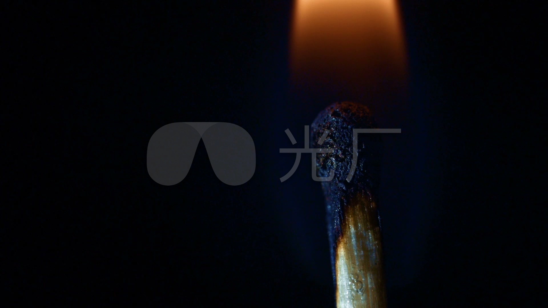 点亮光明点燃火柴_1920x1080_高清视频素材下载(编号:3458748)_实拍