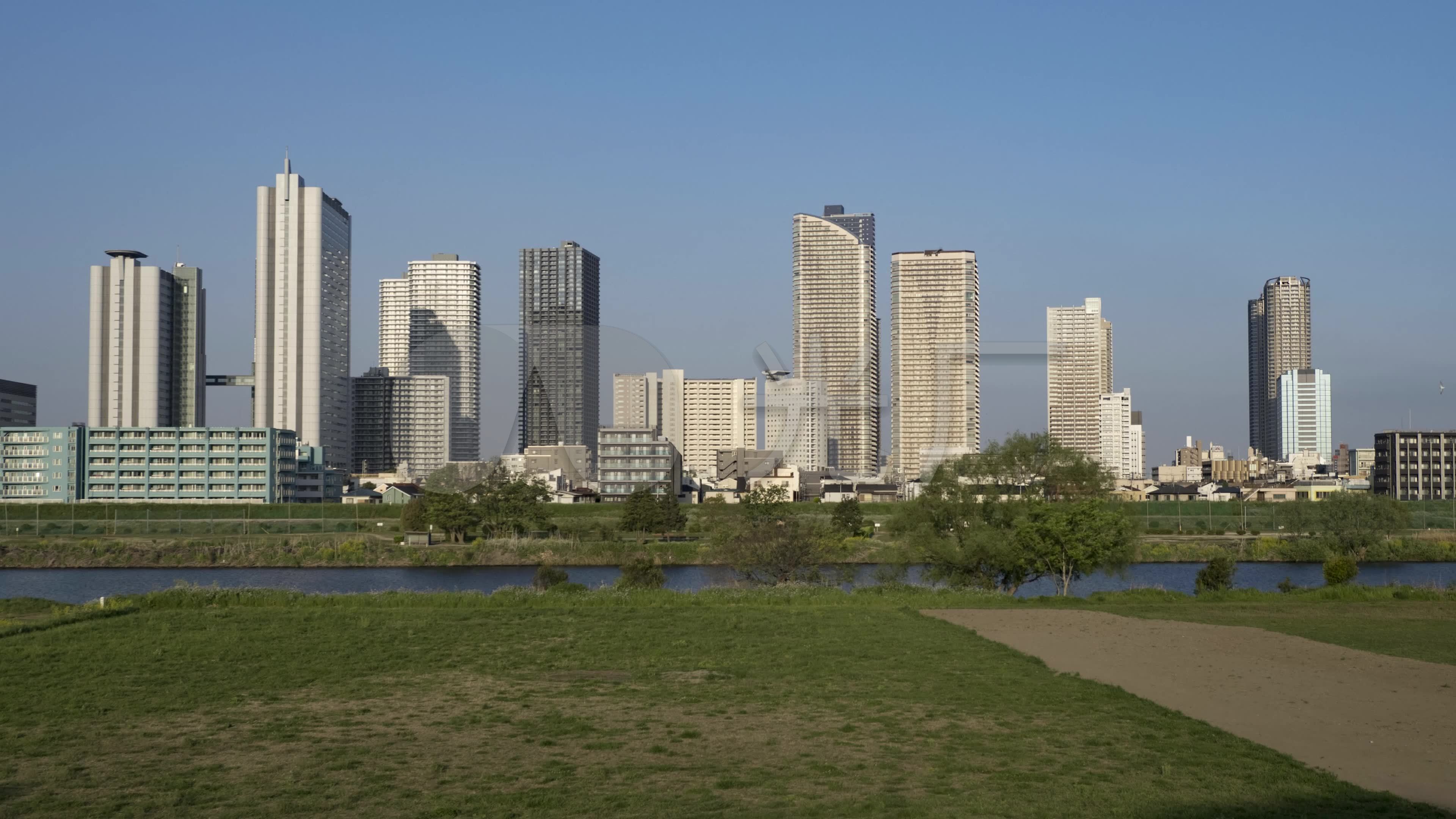 城市建筑摄影白天到晚上