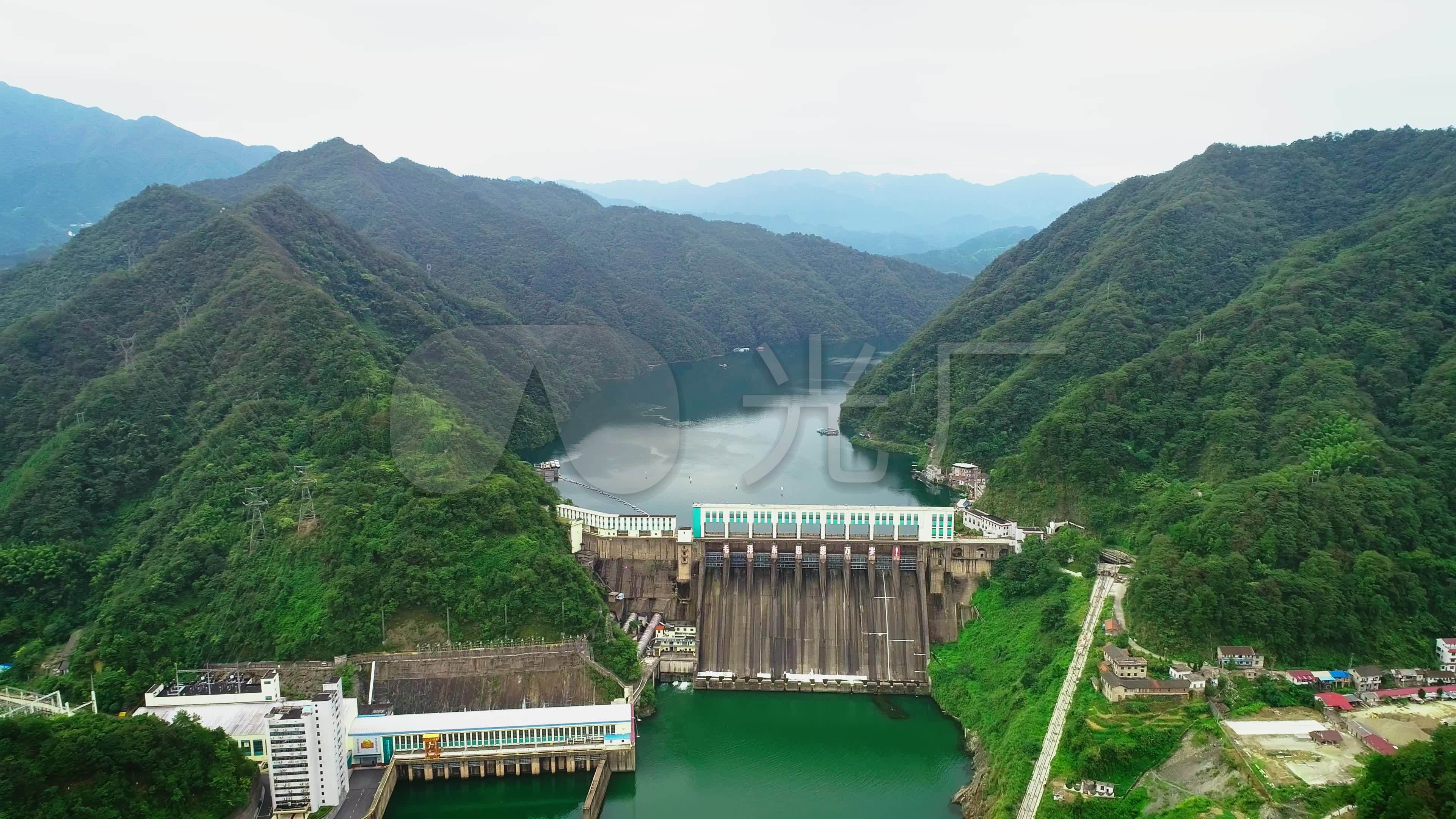4k航拍湖南湘中安化县柘溪水库01_3840x2160_高清视频
