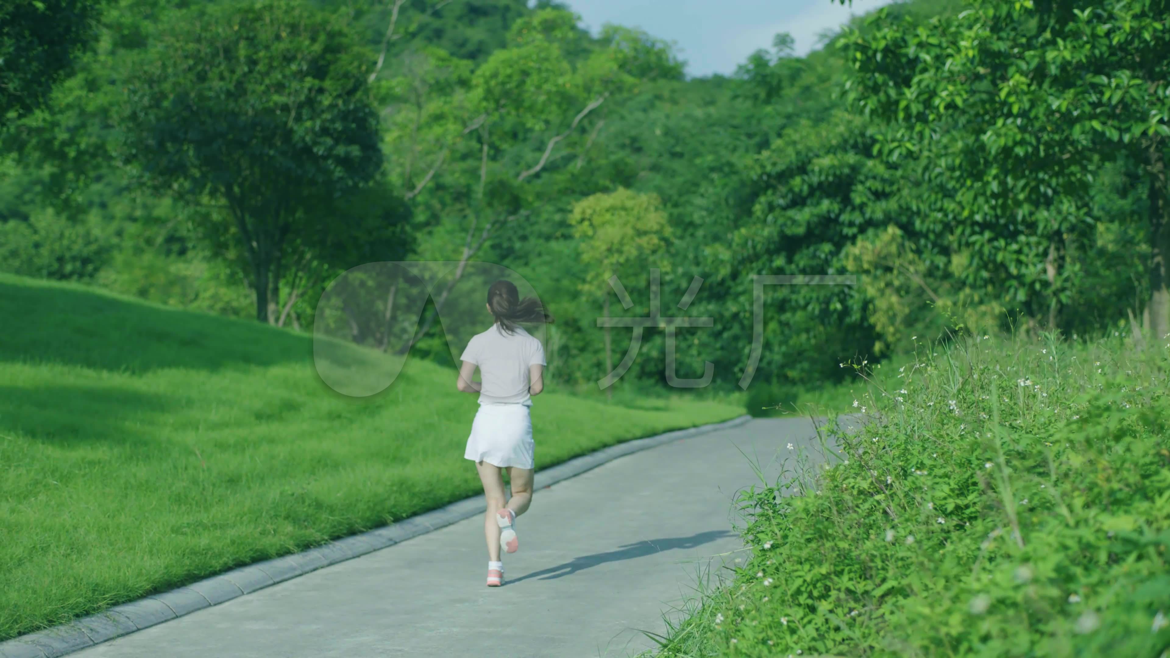 美女晨练跑步4k视频