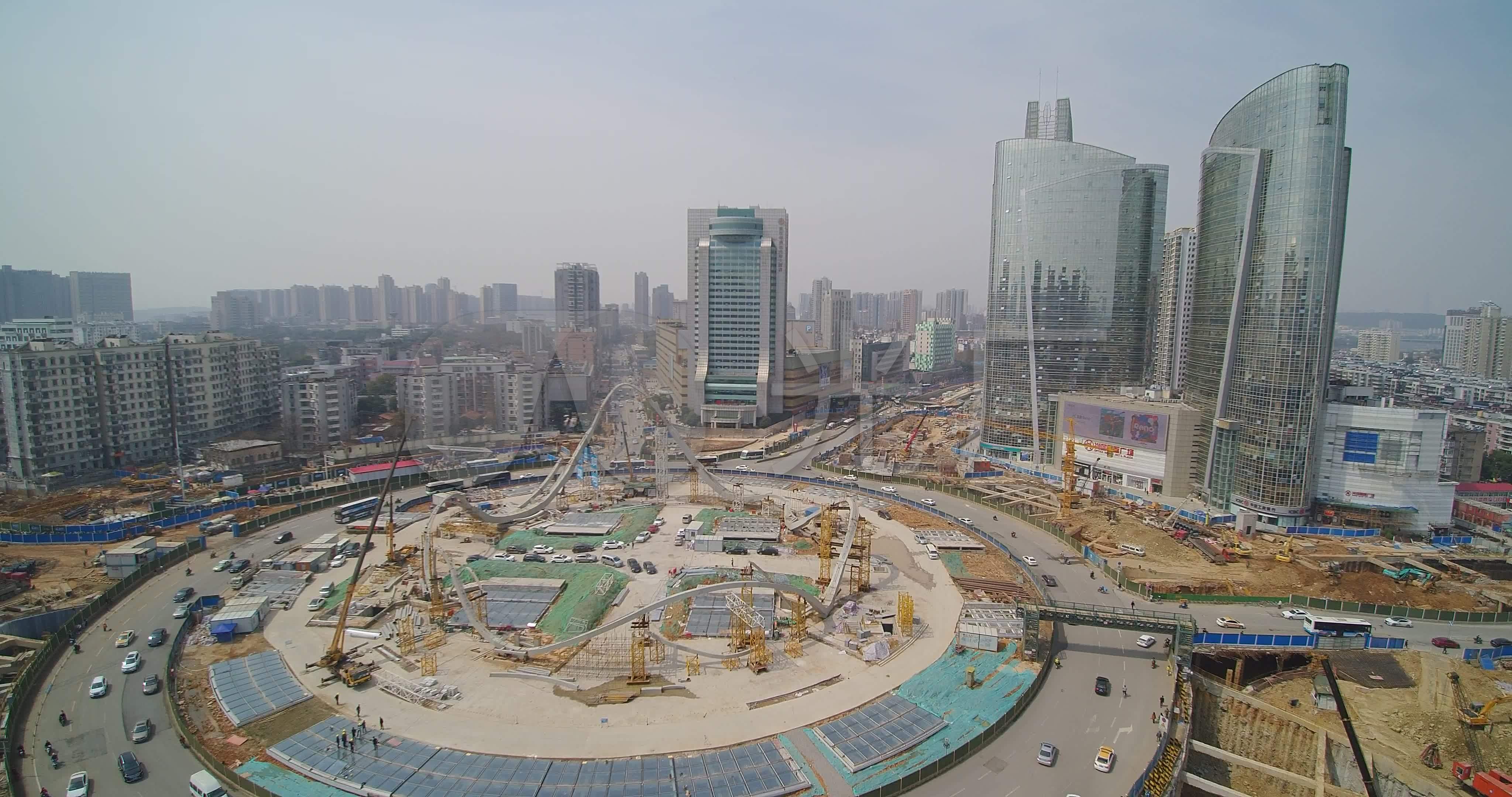 武汉光谷广场星河地标3月份航拍01
