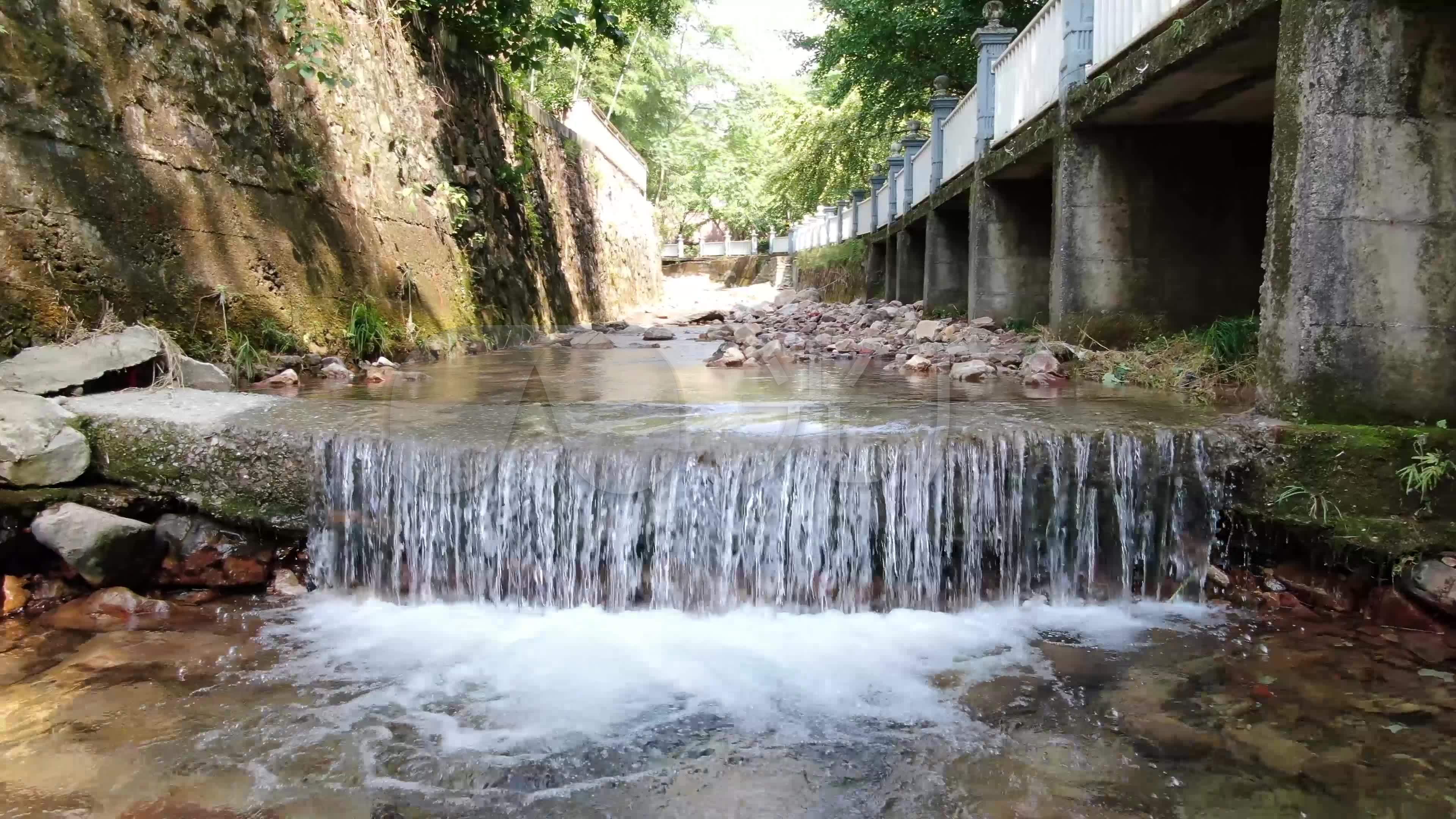 乡村风景小河流水