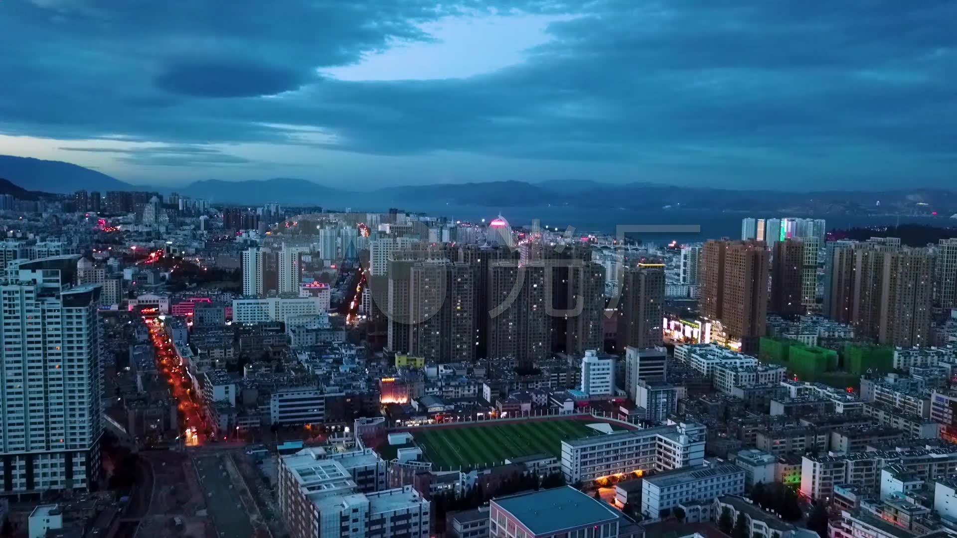 航拍大理市区下关区大理云南大理_1920x1080_高清视频