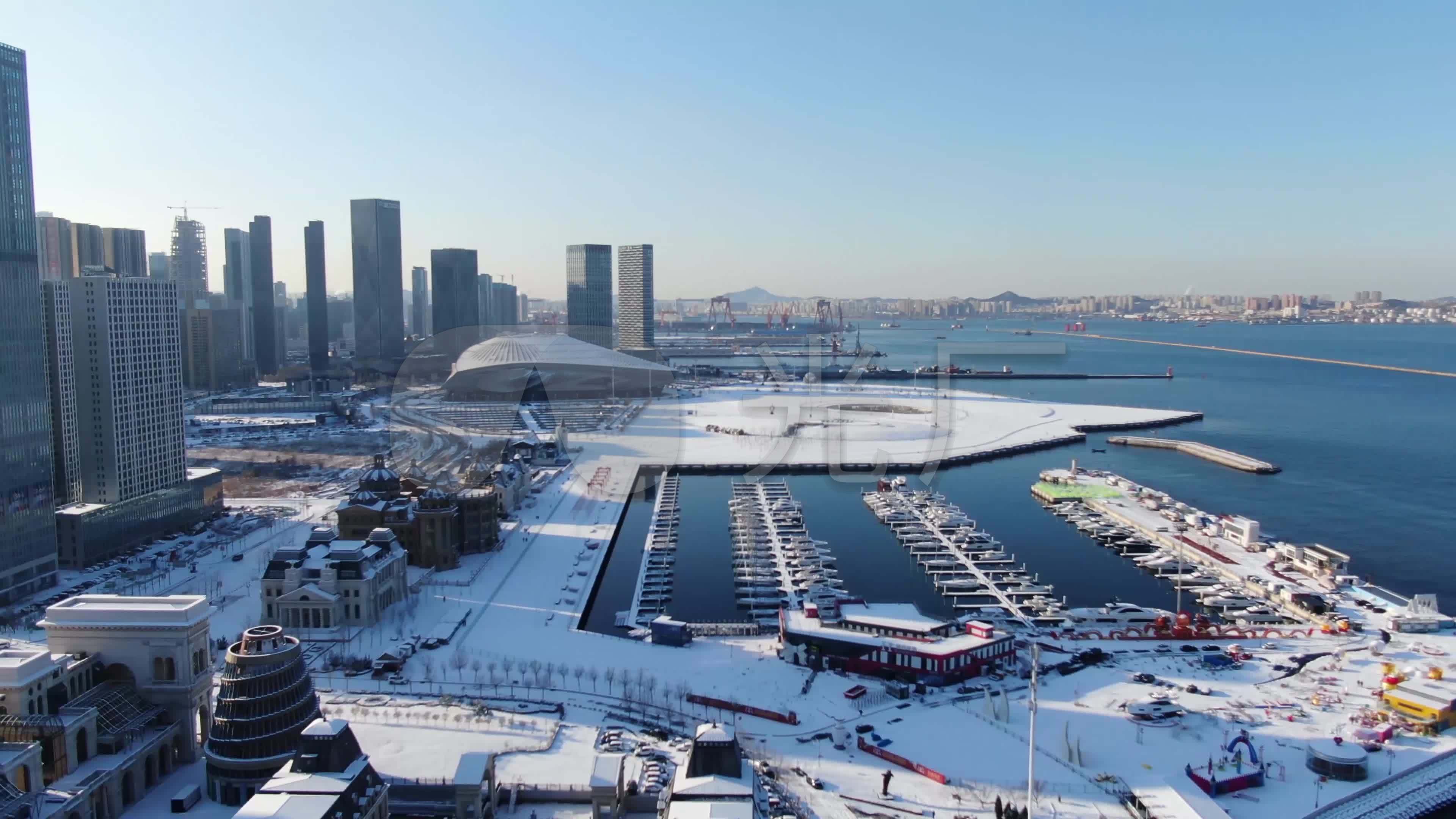 大连雪后东港威尼斯水城航拍_3840x2160_高清视频素材下载(编号