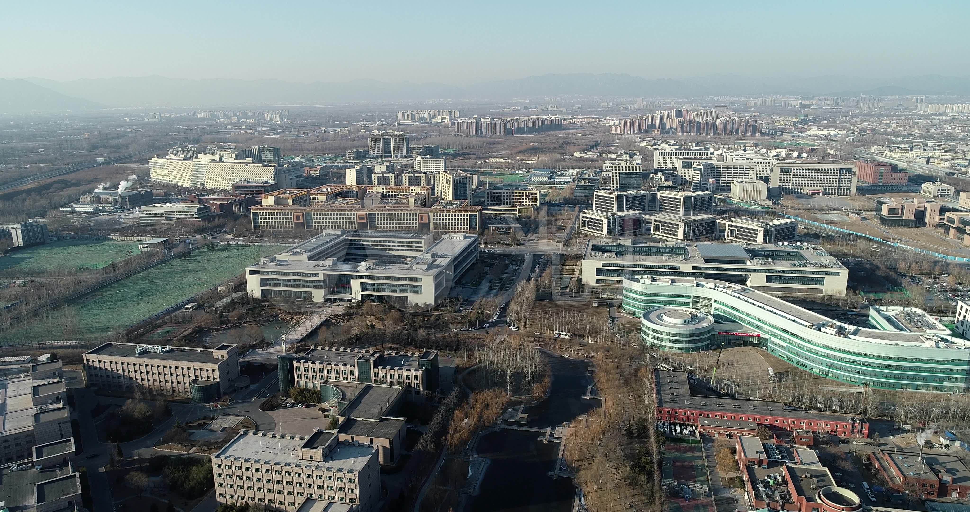 航拍4k北京生命科学园区和北大国际医院_4096x2160_高清视频素材下载