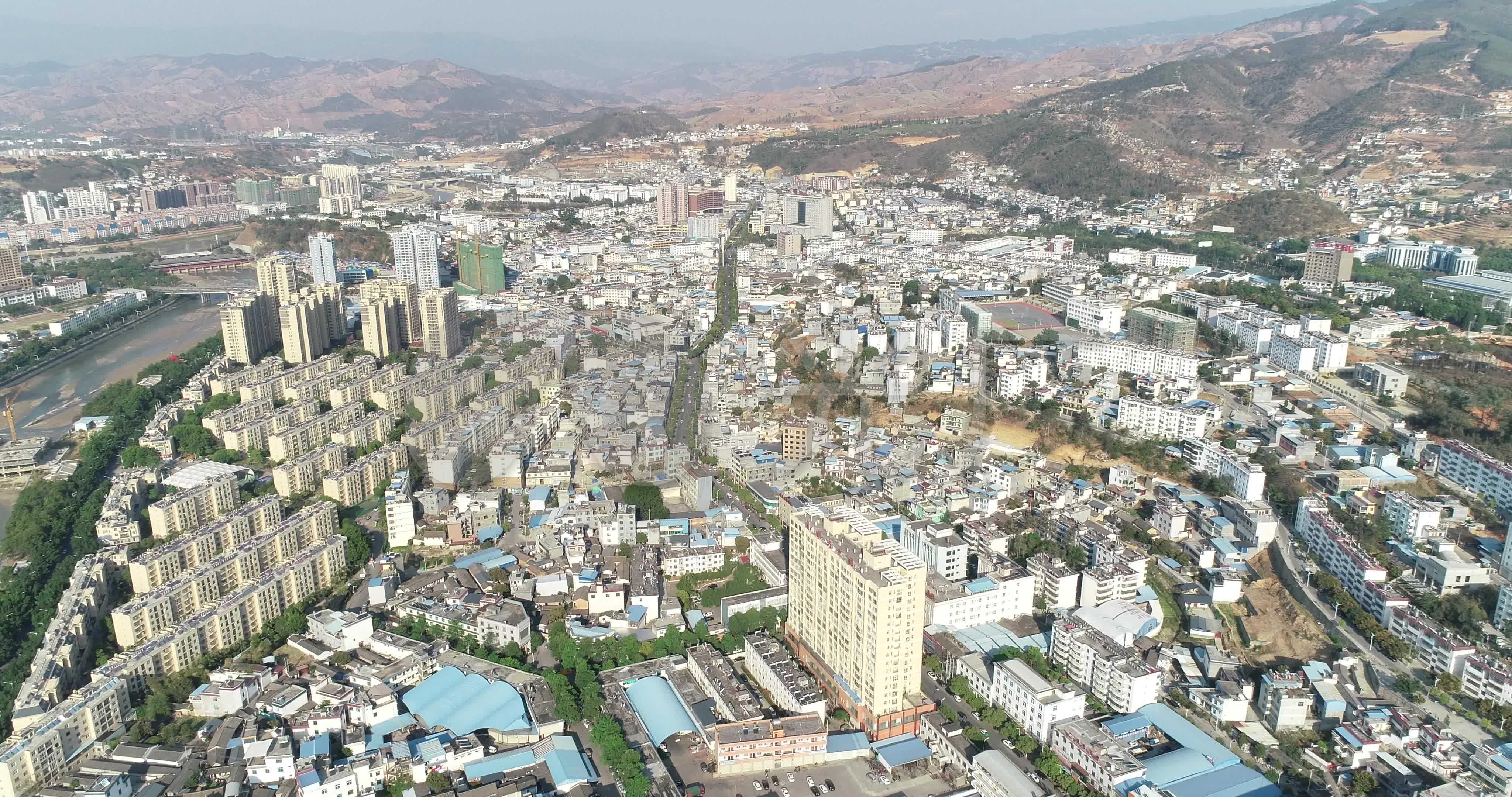 航拍临沧市云县县城