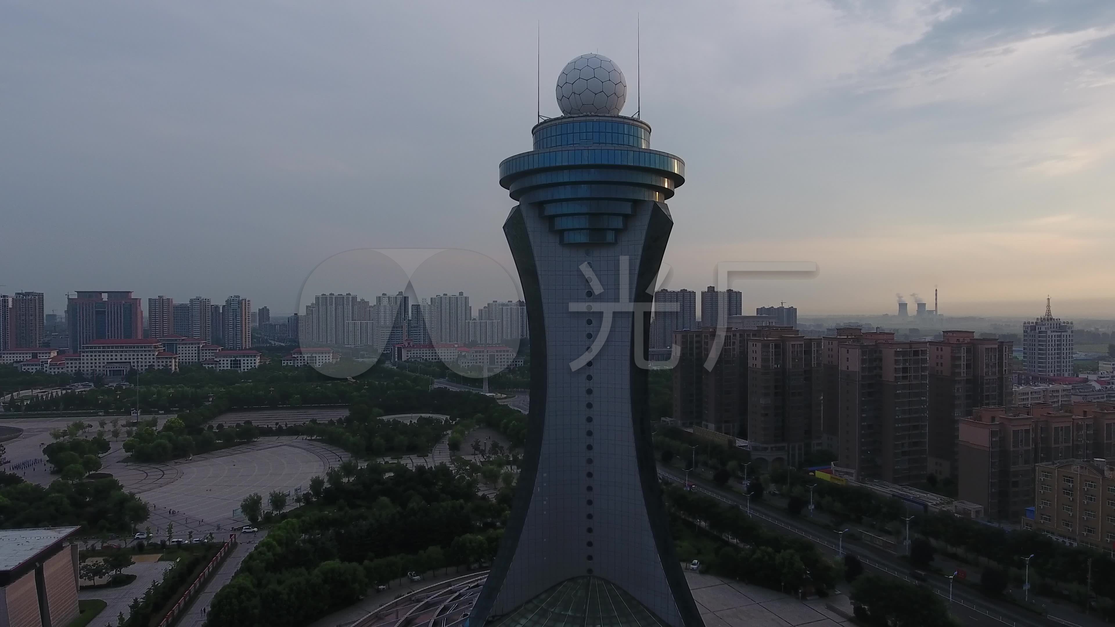 4k驻马店城市地标建筑天中广场航拍