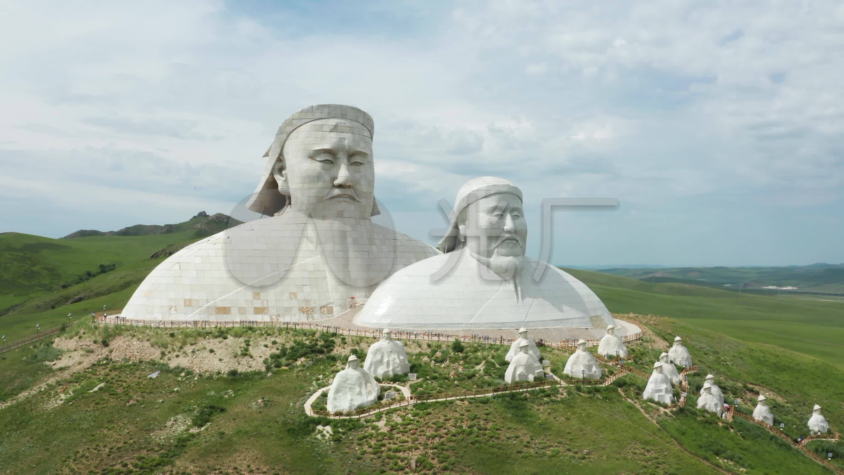 航拍可汗山成吉思汗忽必烈雕像蒙元帝王雕塑_视频素材