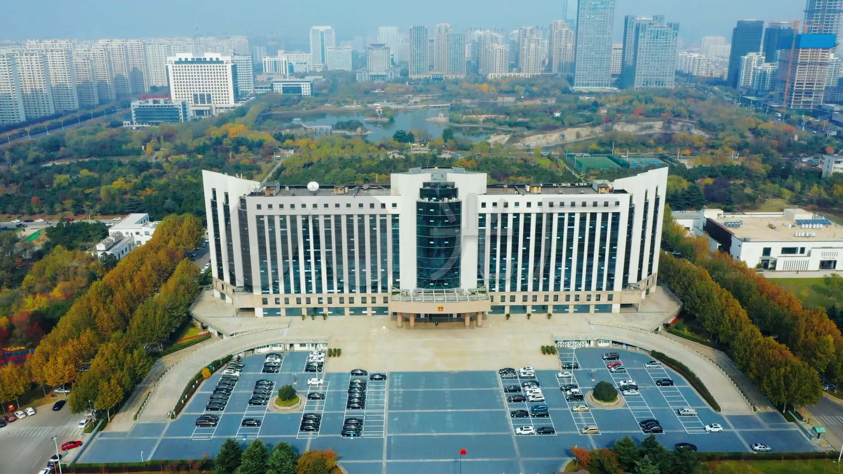 日照市人民政府日照市委航拍_2688x1512_高清视频素材下载(编号