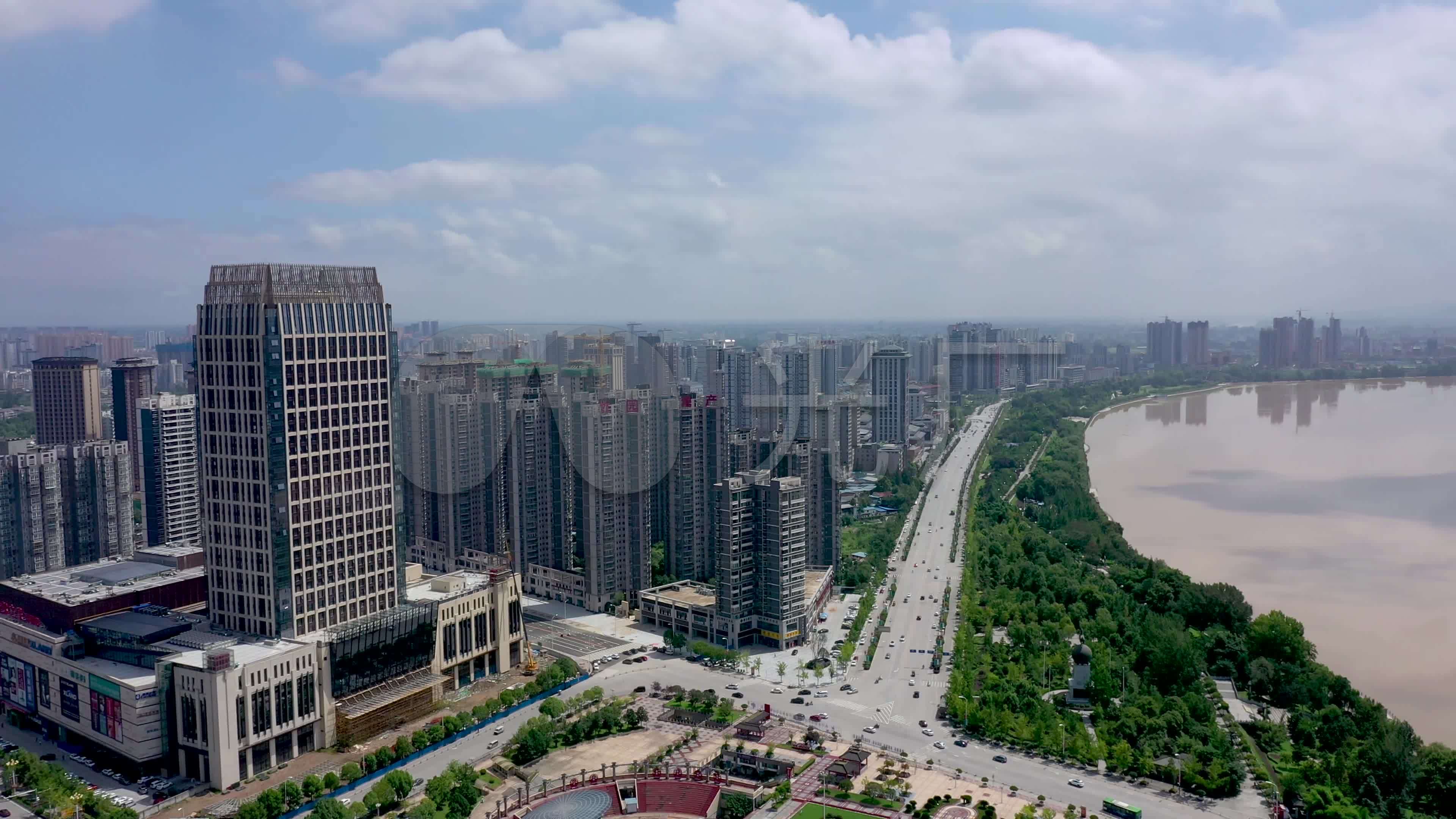 4k航拍陕西汉中城市蓝天全景江边全景_3840x2160_高清视频素材下载