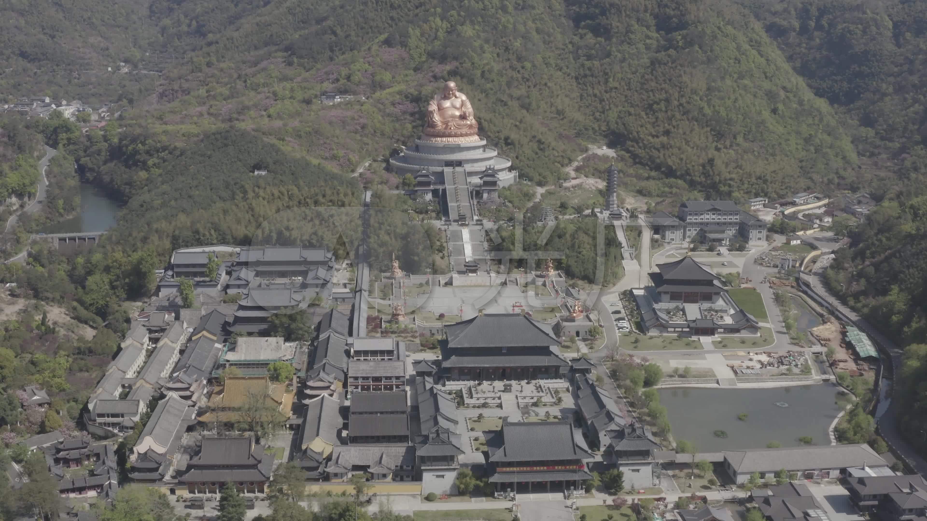 航拍宁波奉化雪窦山寺庙大佛高清4k_3840x2160_高清