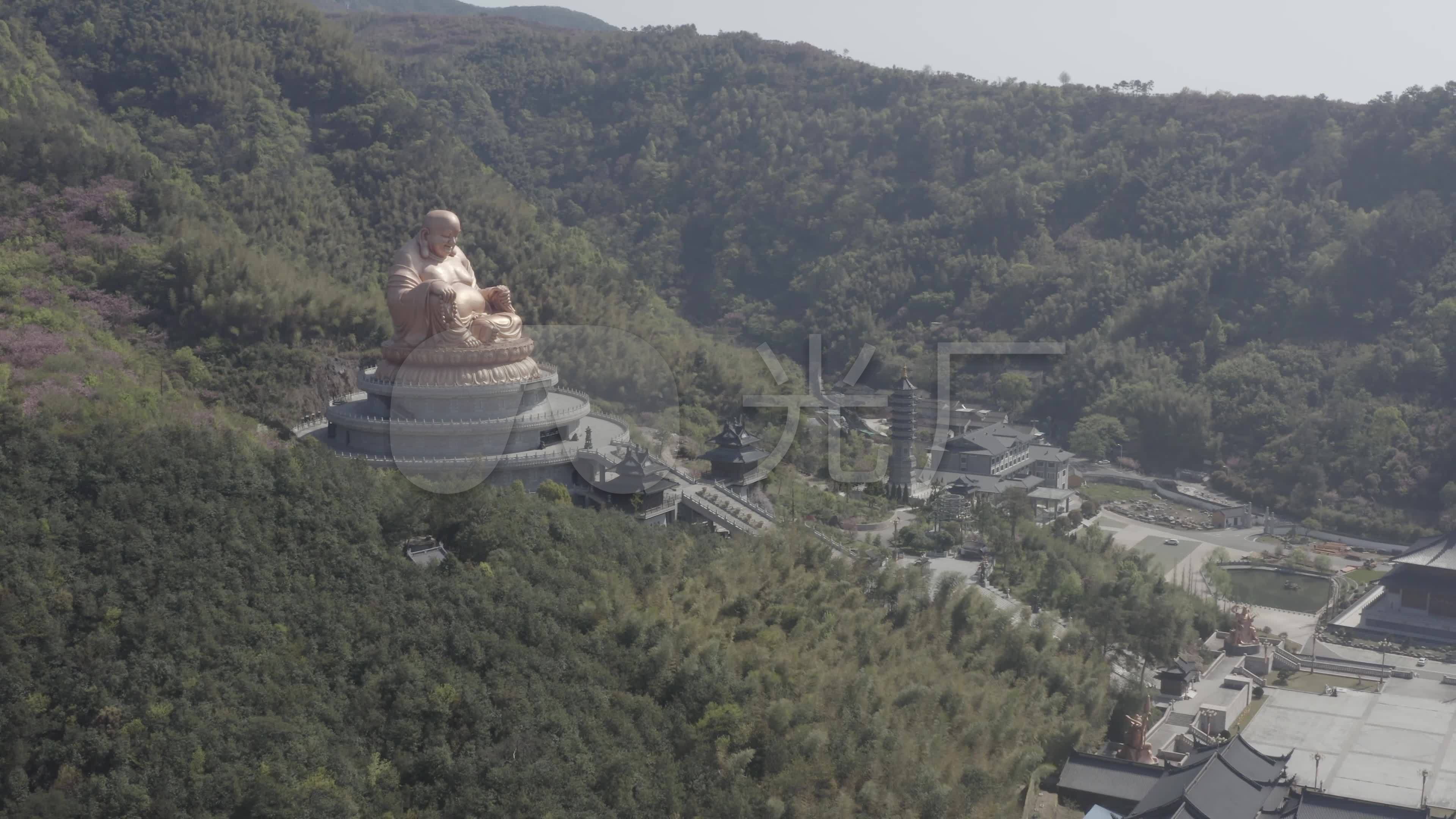 航拍宁波奉化雪窦山寺庙大佛高清4k_3840x2160_高清