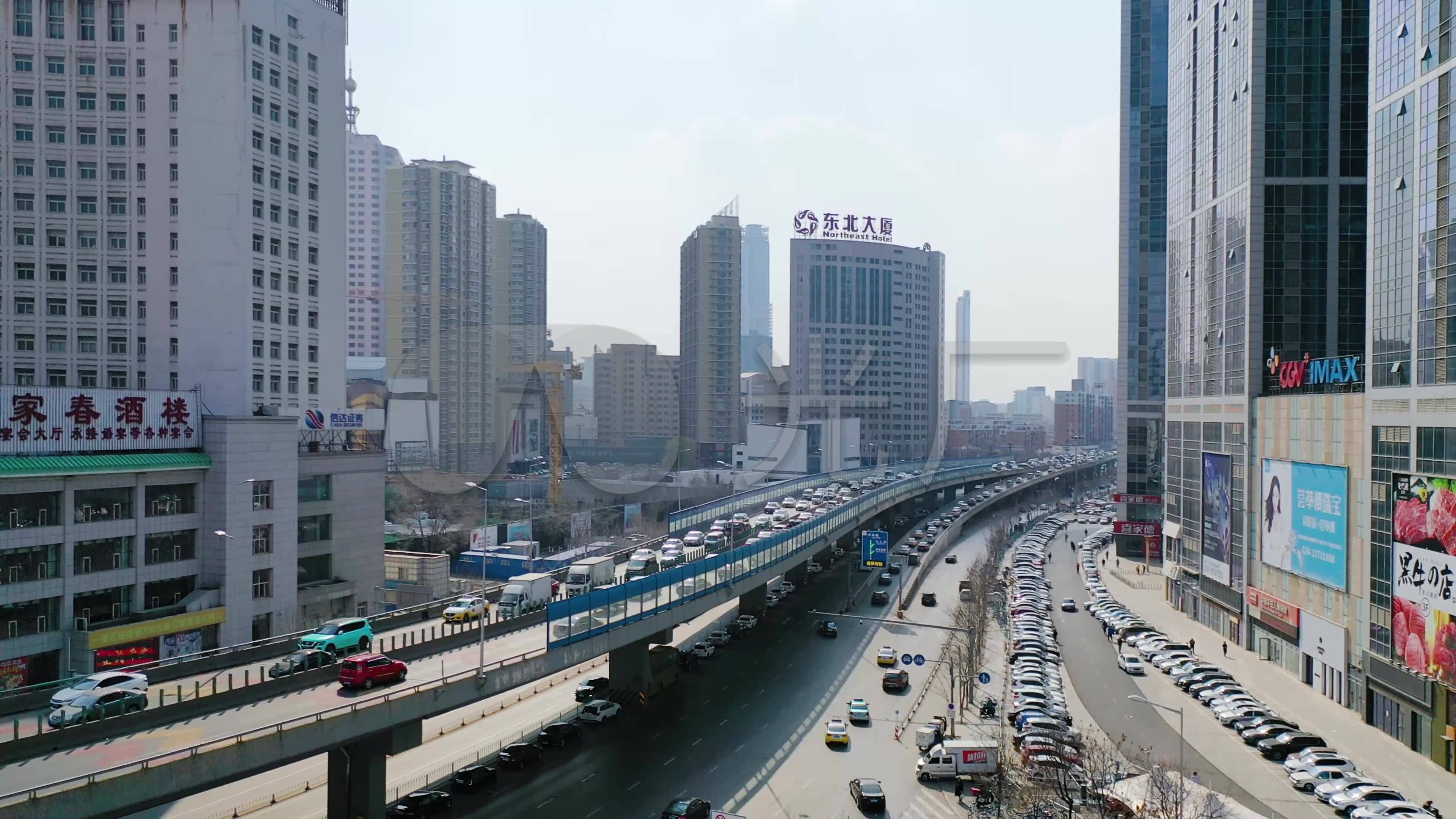 沈阳市府广场车流_3840x2160_高清视频素材下载(编号