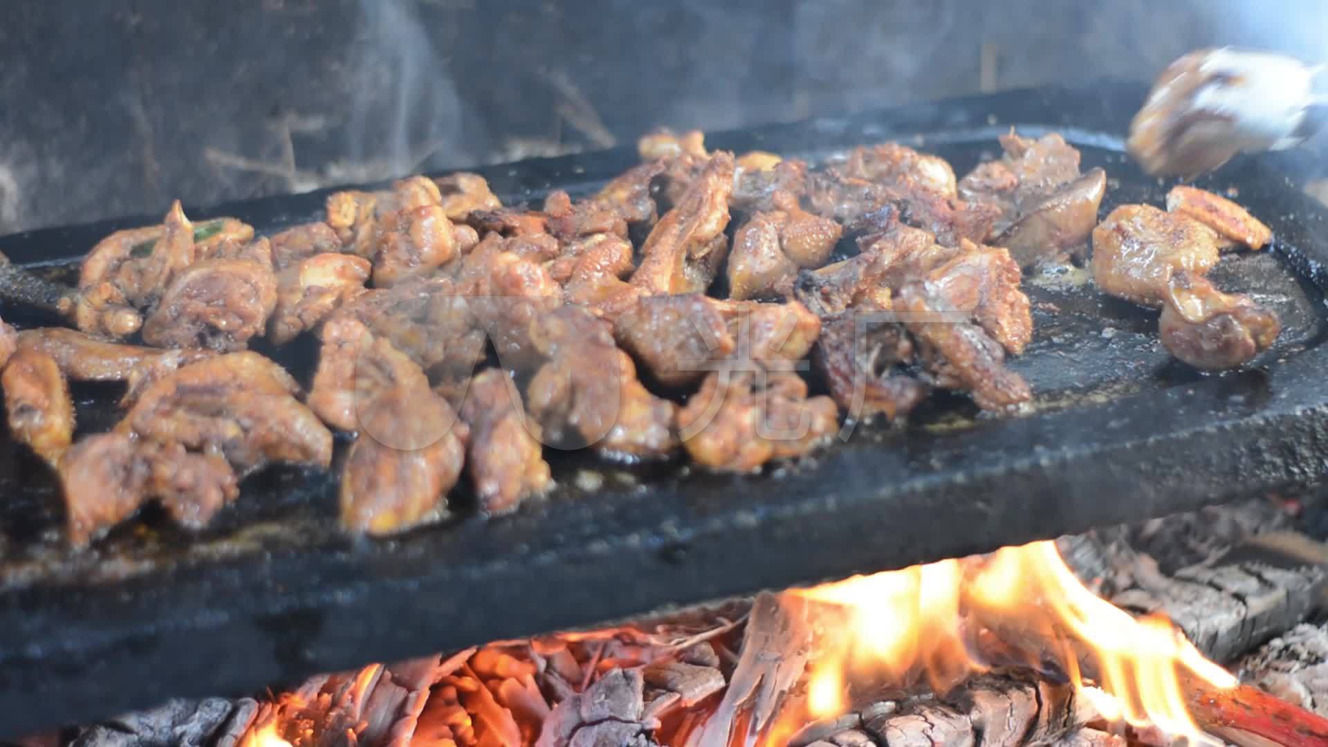 云南美食烹饪石板烧烤烤肉鸡肉带同期原声