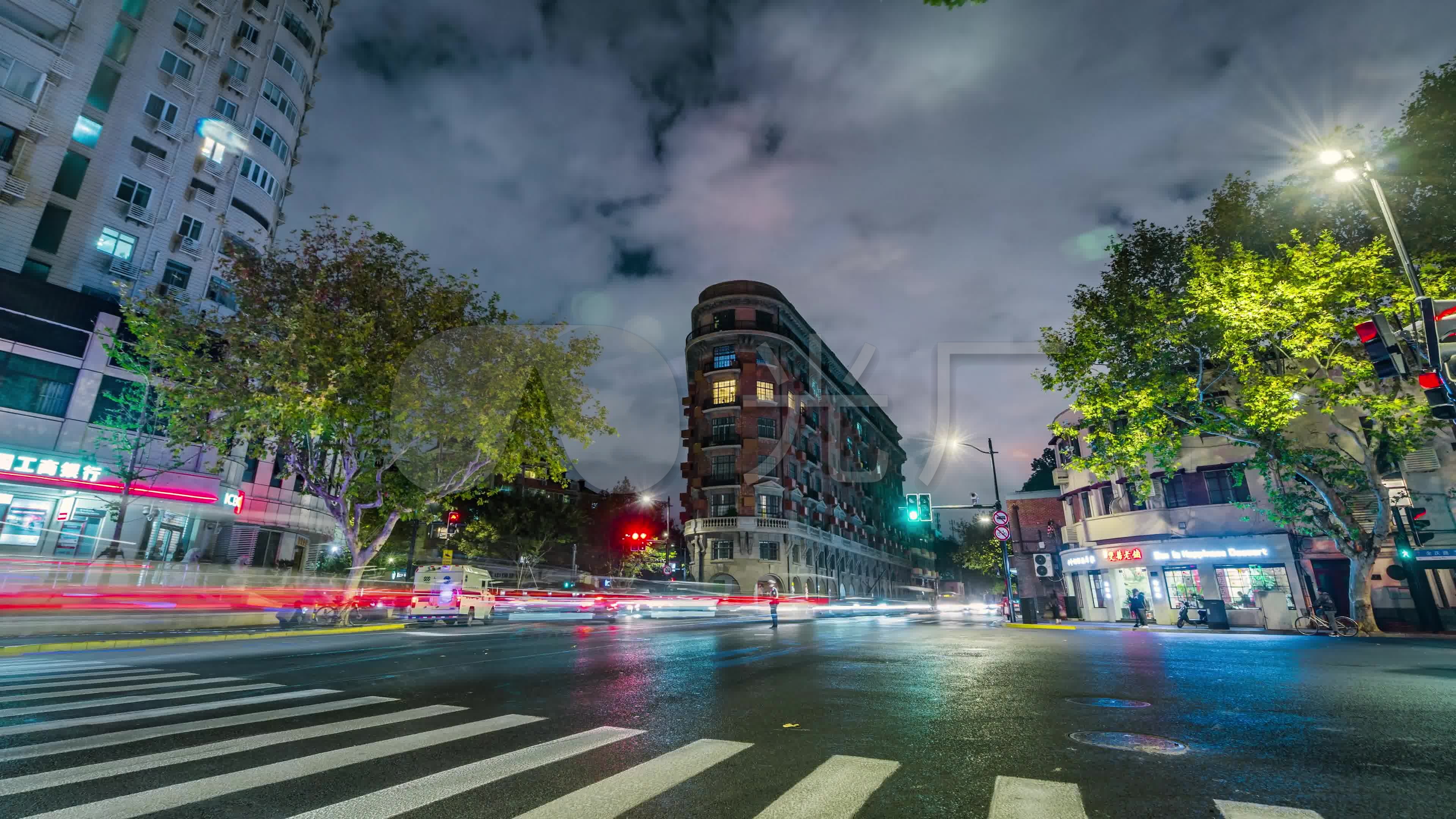 武康大楼夜景延时路口城市街景_3840x2160_高清视频