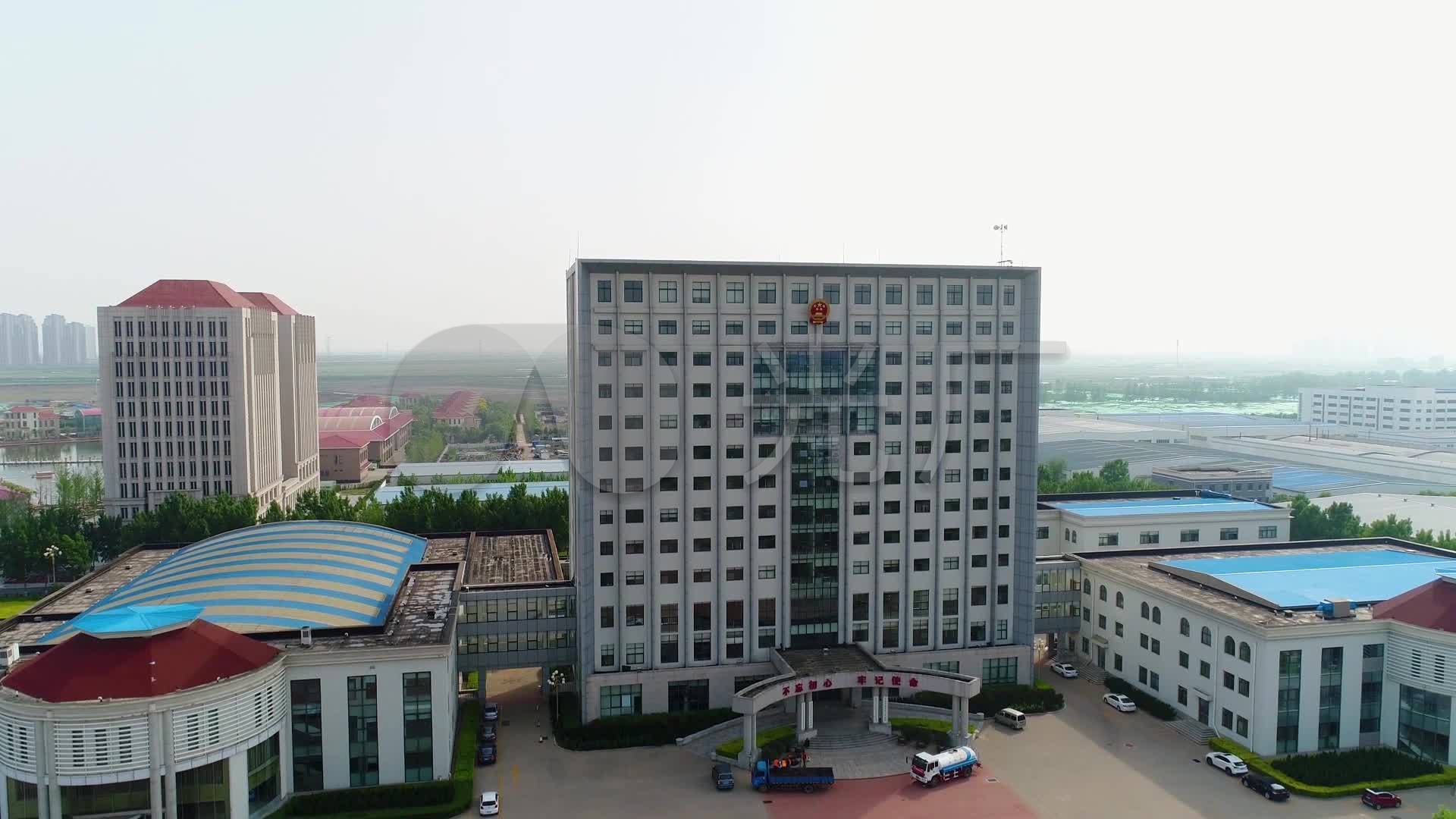 航拍天津市津南区人民政府大楼周边交通