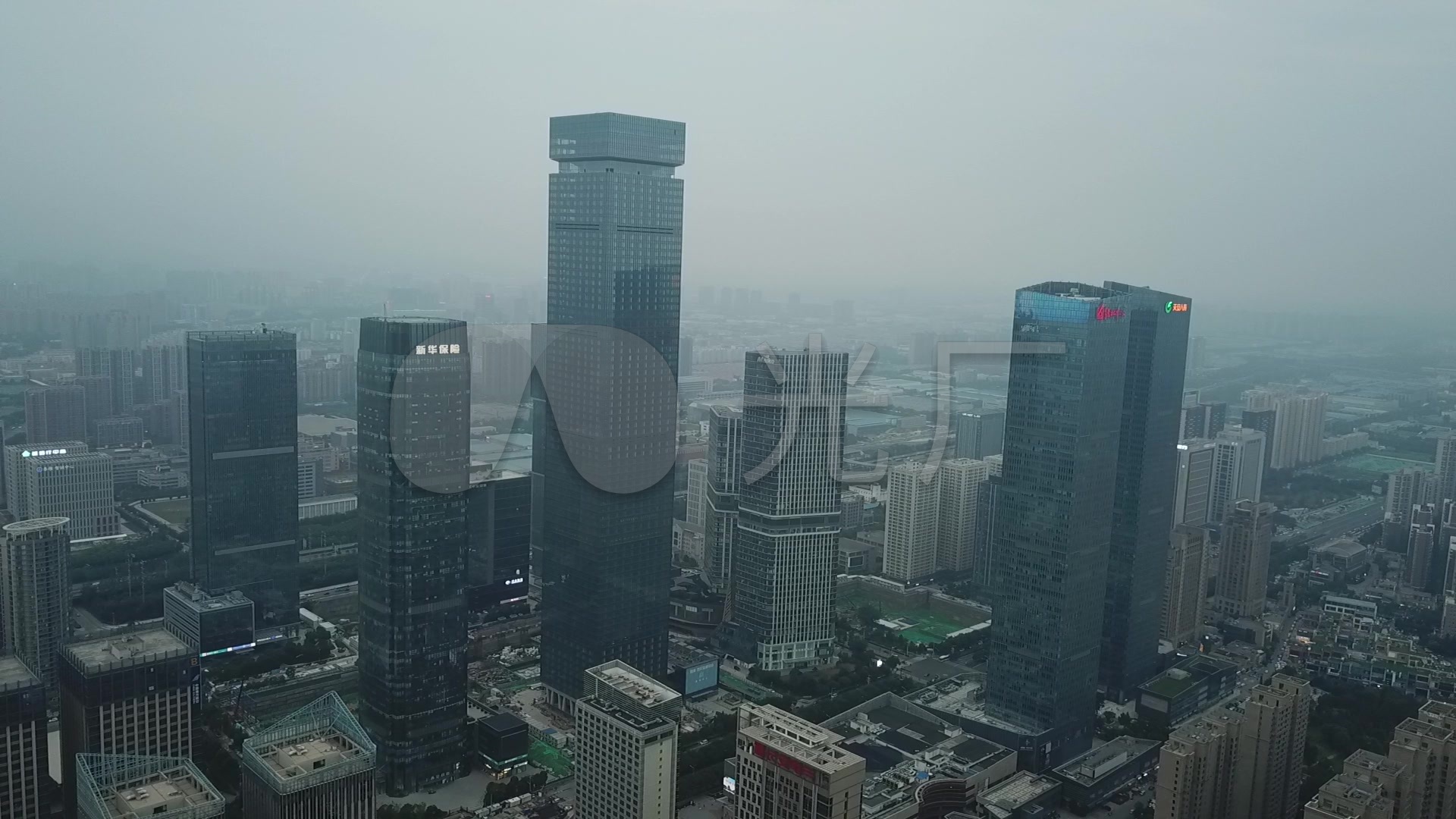 航拍西安cbd城市高层建筑