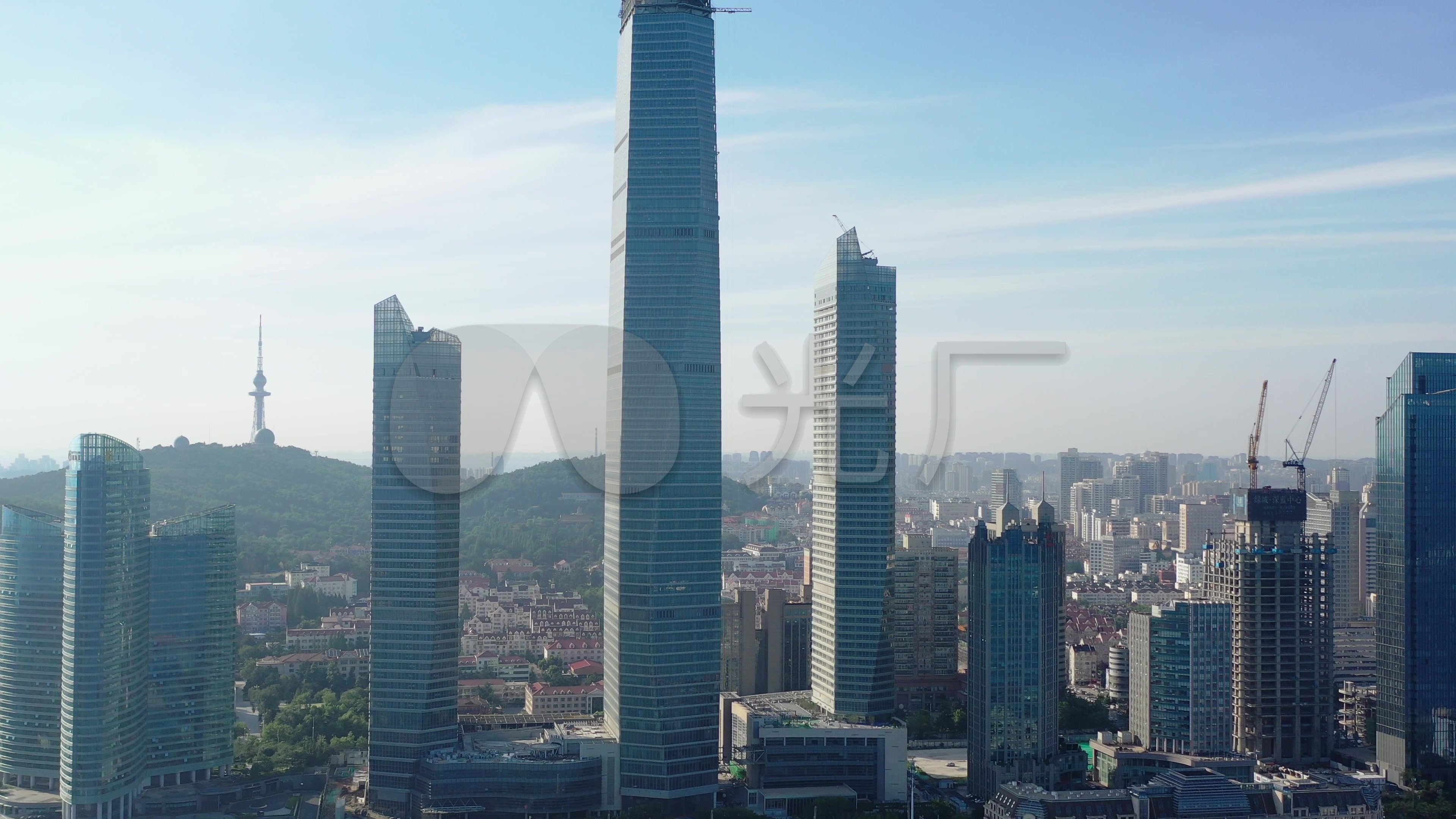 青岛第一高楼海天中心及高楼群航拍4k视频
