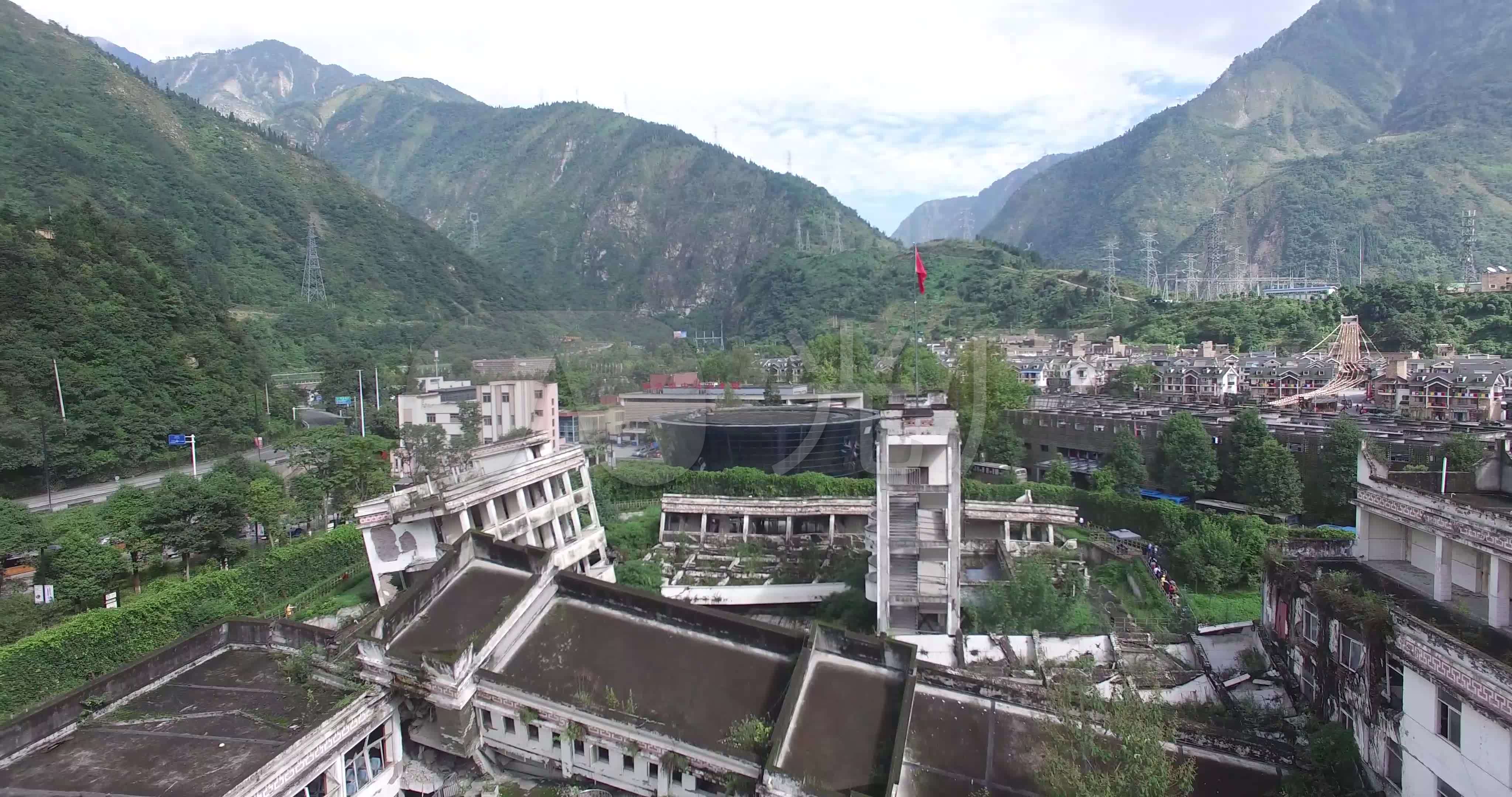 映秀镇汶川漩口中学地震遗址航拍