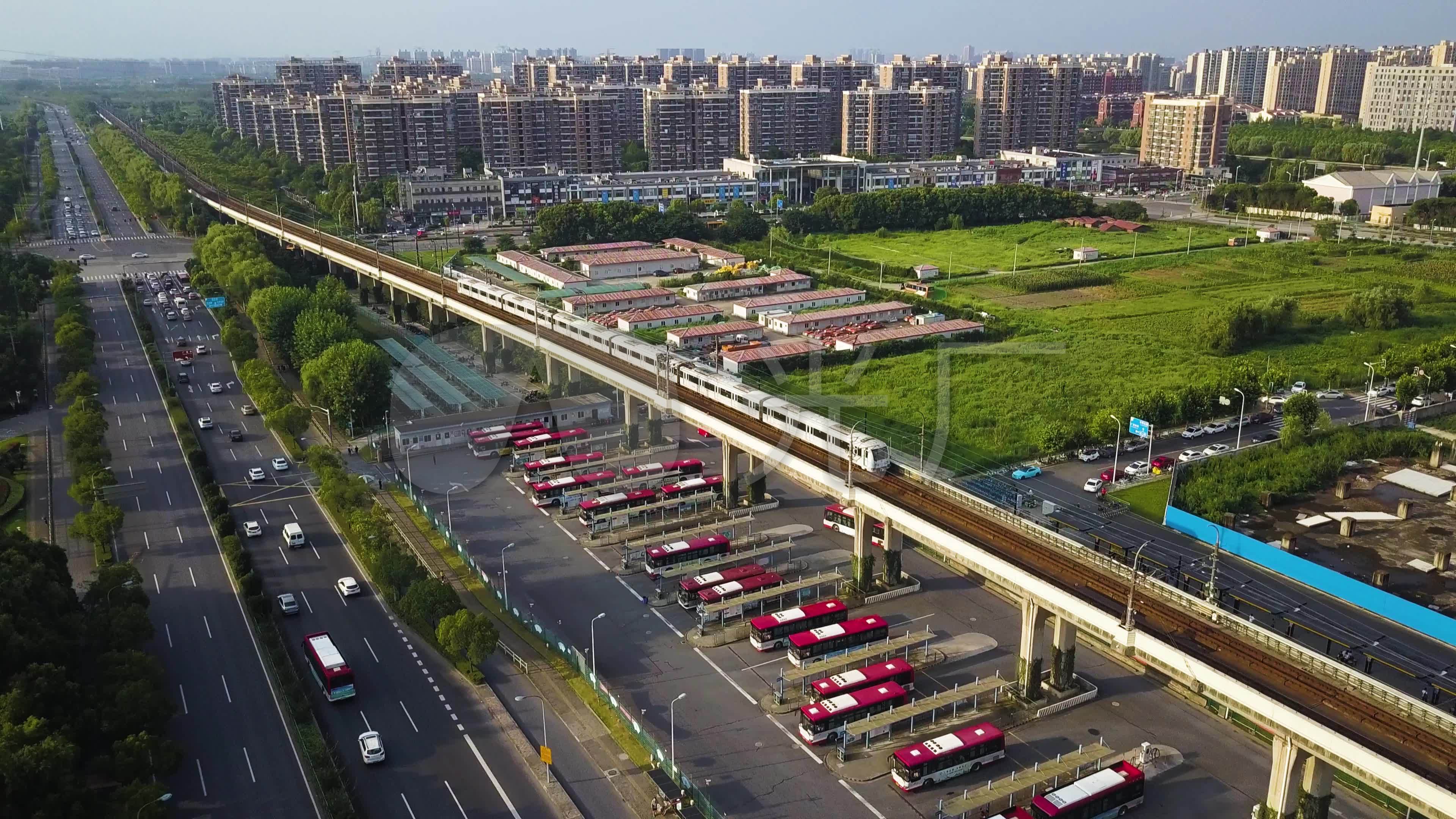地铁9号线松江大学城地铁站_3840x2160_高清视频素材下载(编号