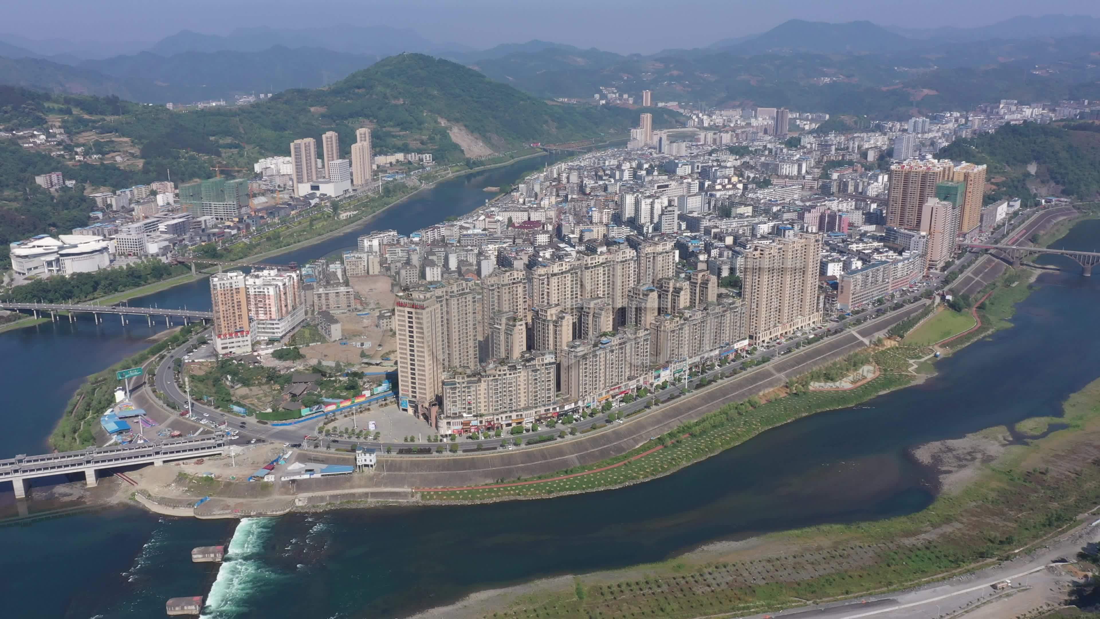 航拍十堰市无人机竹山风景水面_3840x2160_高清视频素材下载(编号