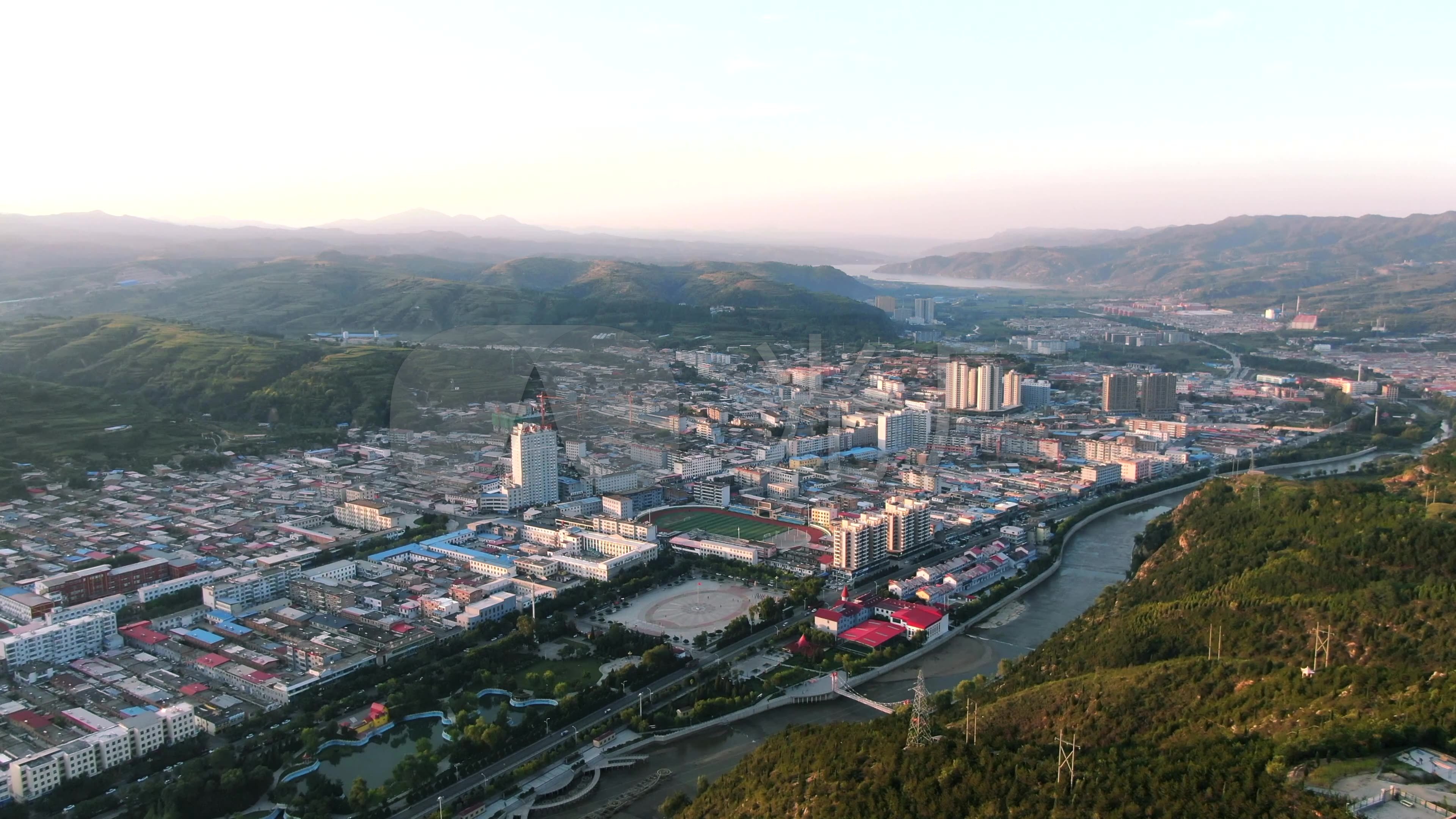 无人机航拍方山县城_3840x2160_高清视频素材下载(:)