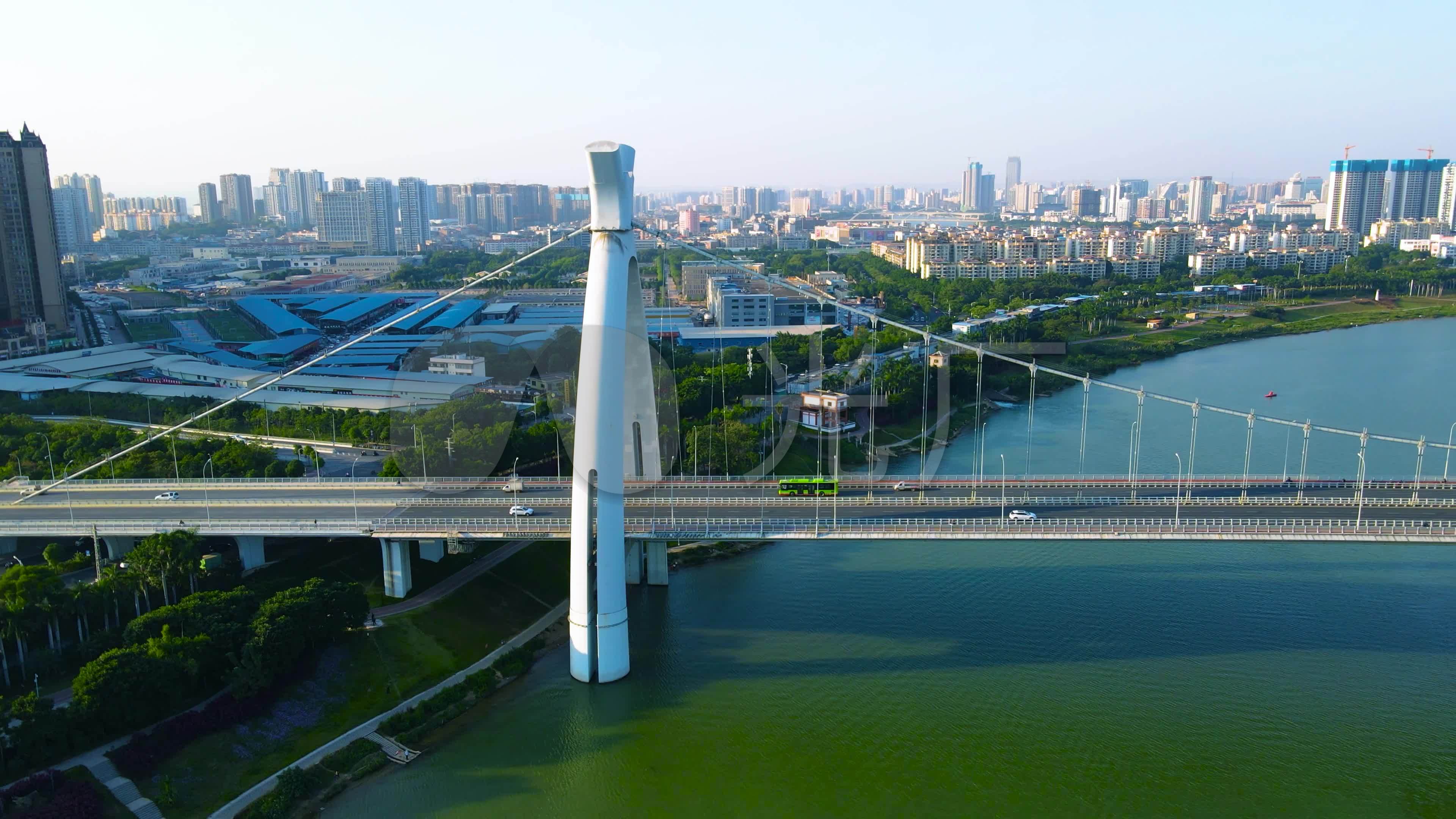 4k航拍南宁城市风光英华大桥江景_3840x2160_高清视频