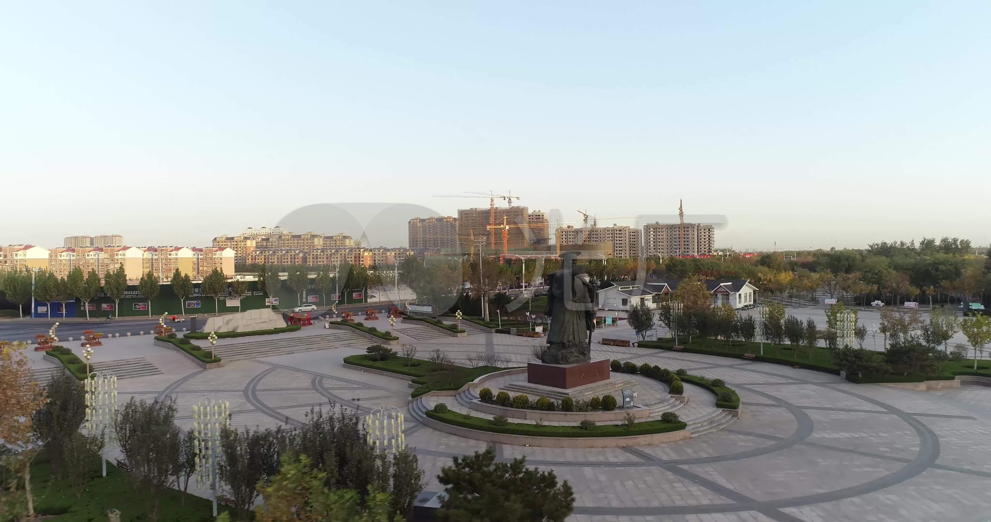 沾化徒骇河公园大禹像地标建筑航拍_4096x2160_高清