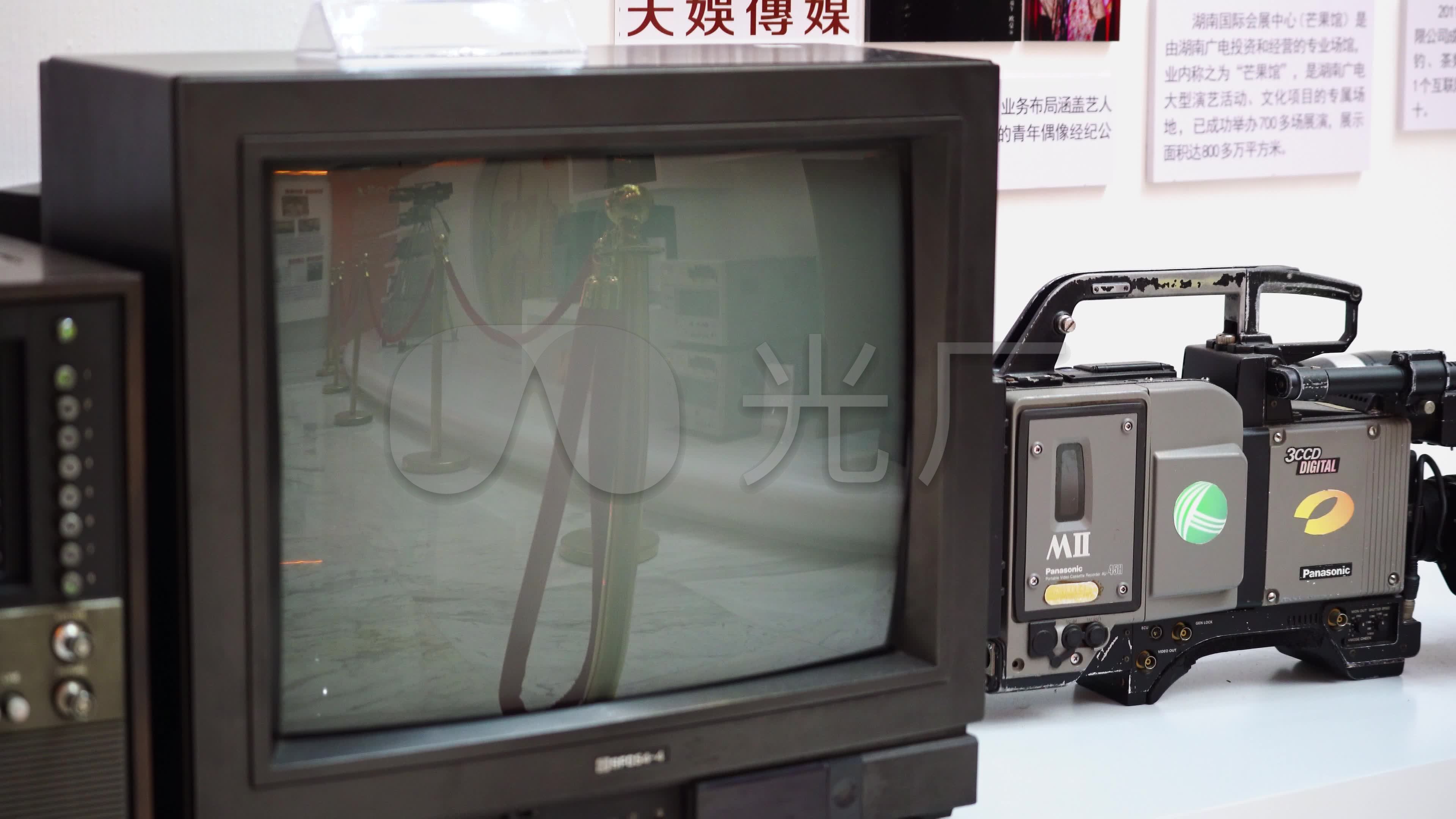 4k韶峰牌sfcs彩色电视机_3840x2160_高清视频素材下载(编号:5239347)