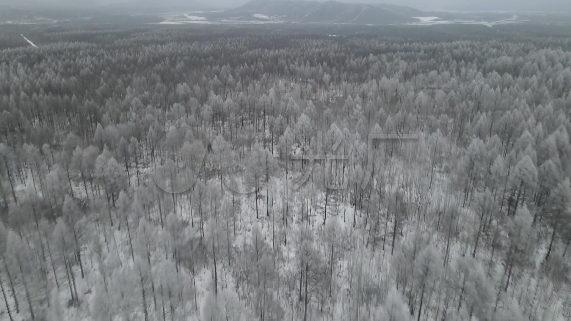 航拍冰天雪地北国风光千里冰封唯美雪景