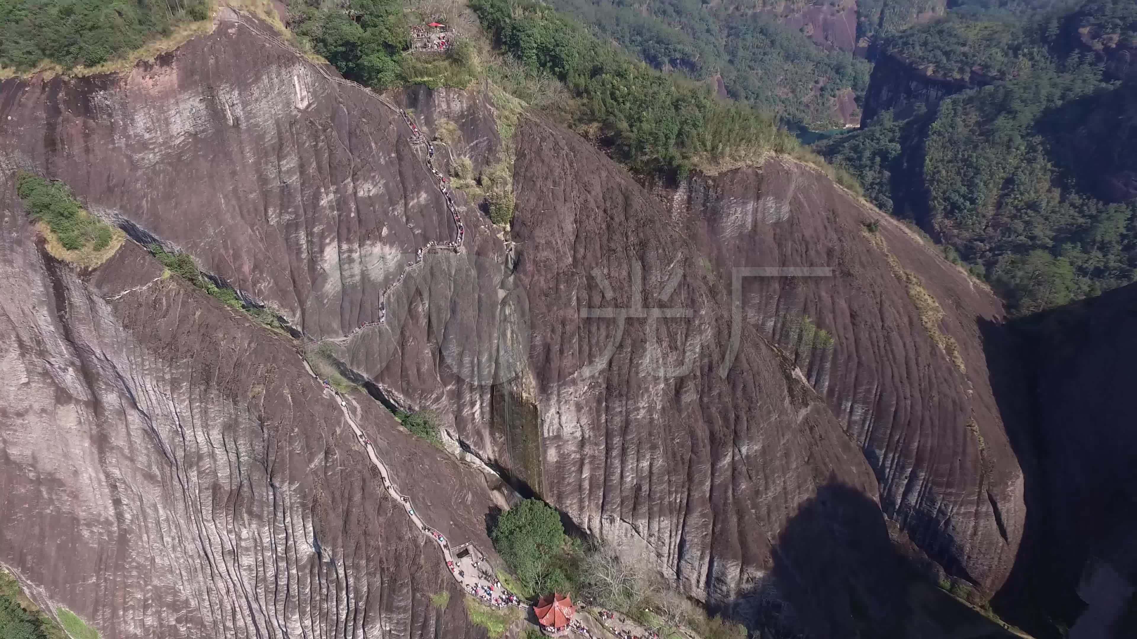 4k航拍武夷山天游峰竹排